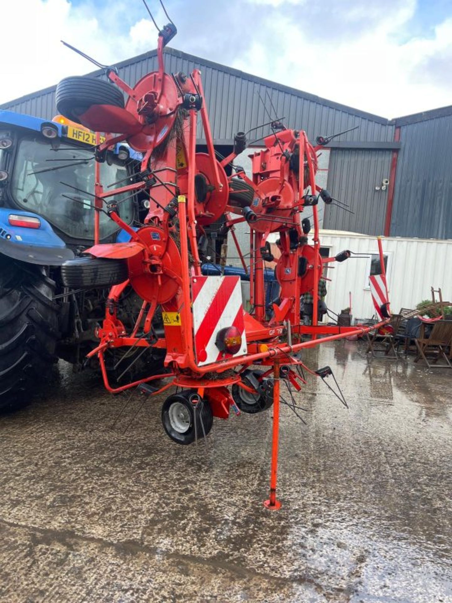 KUHN SF 7902 8 ROTOR TEDDER - Image 2 of 7