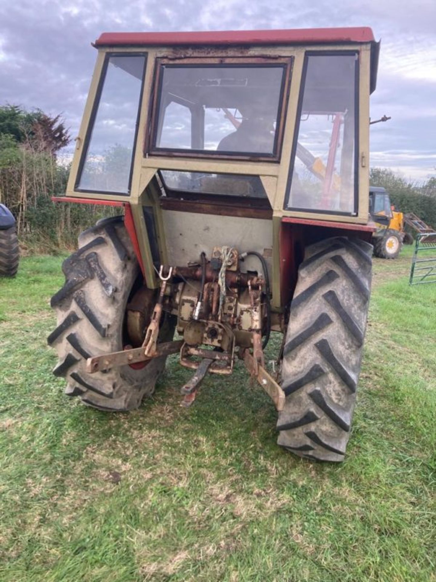 6718 C/W LOADER ZETOR - Image 4 of 5