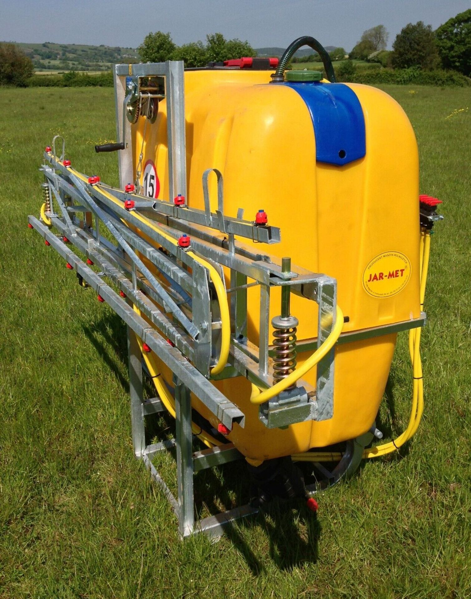 PRECISION IN SPRAYING: 2023 JARMET SPRAYERS RANGE 400L (8M BOOM ) - Image 4 of 7