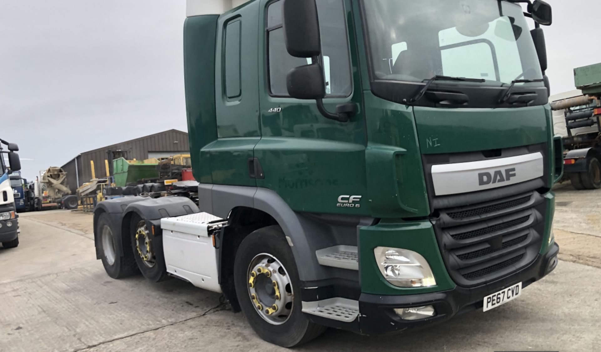 DAF 85 CF 6×2 TRACTOR UNIT - Image 7 of 10