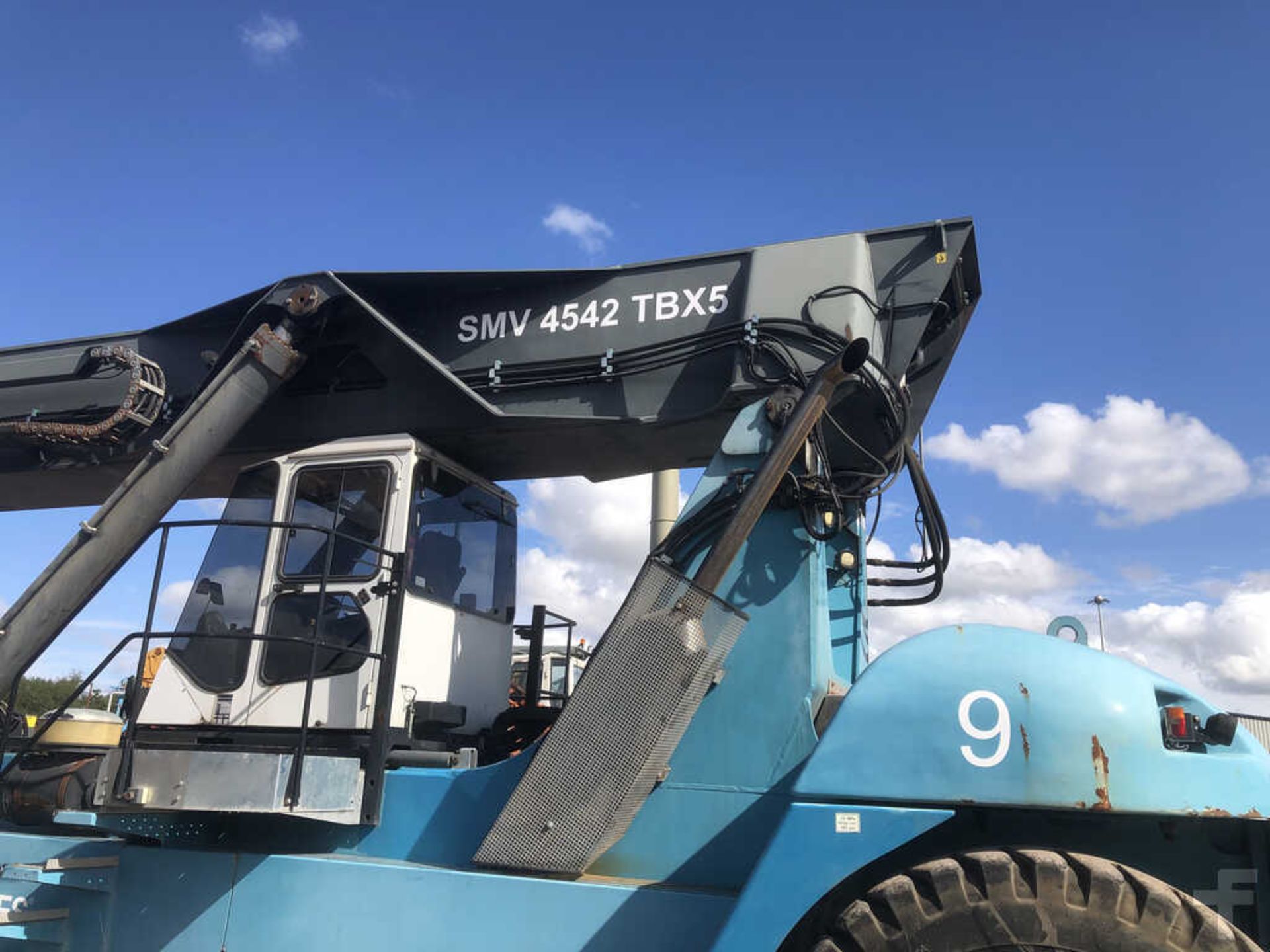 2011 REACHSTACKERS SMV 4542 TBX5 - Image 5 of 5