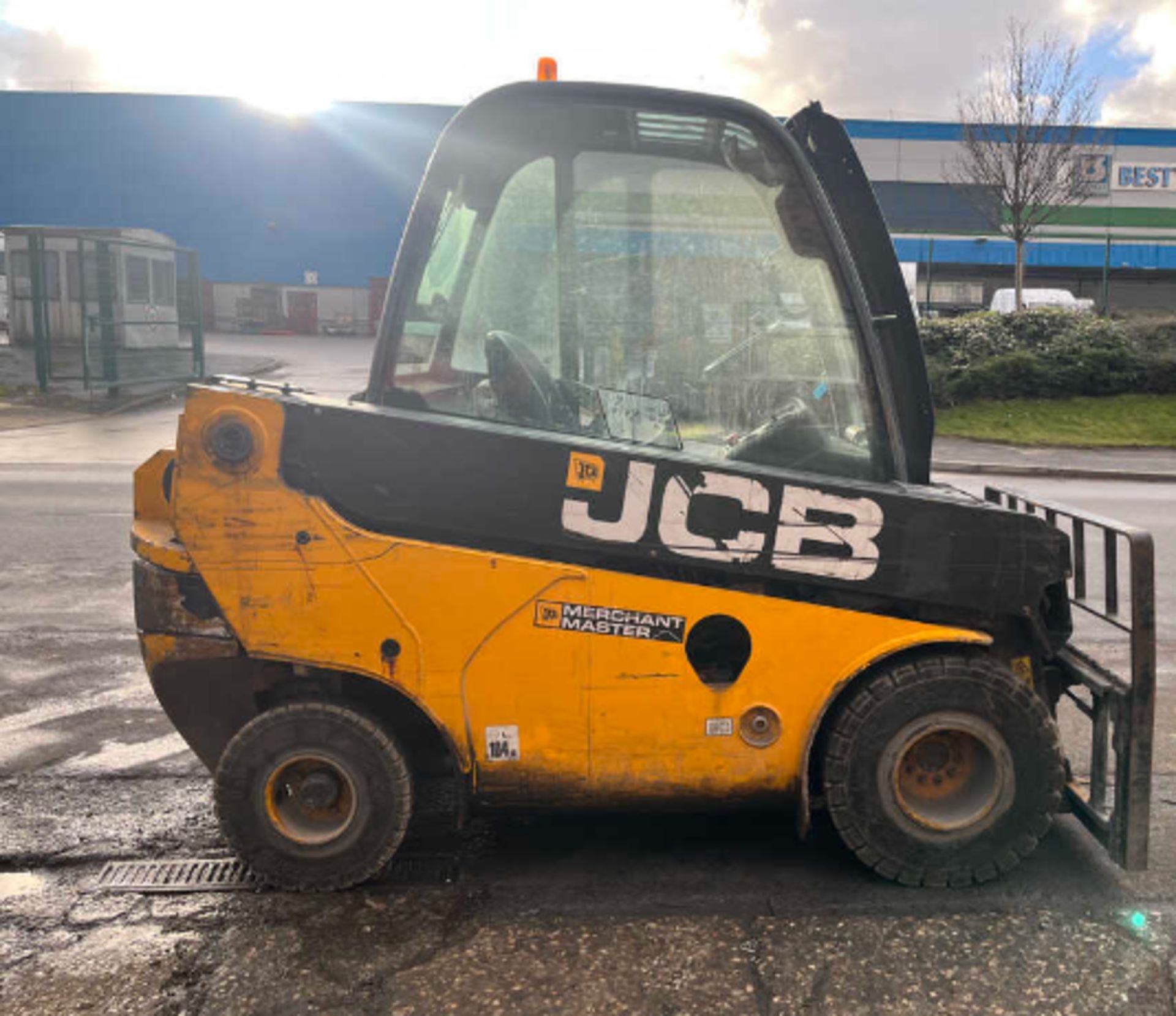 2017 TELEHANDLER FIXED JCB TLT30D - Image 4 of 5