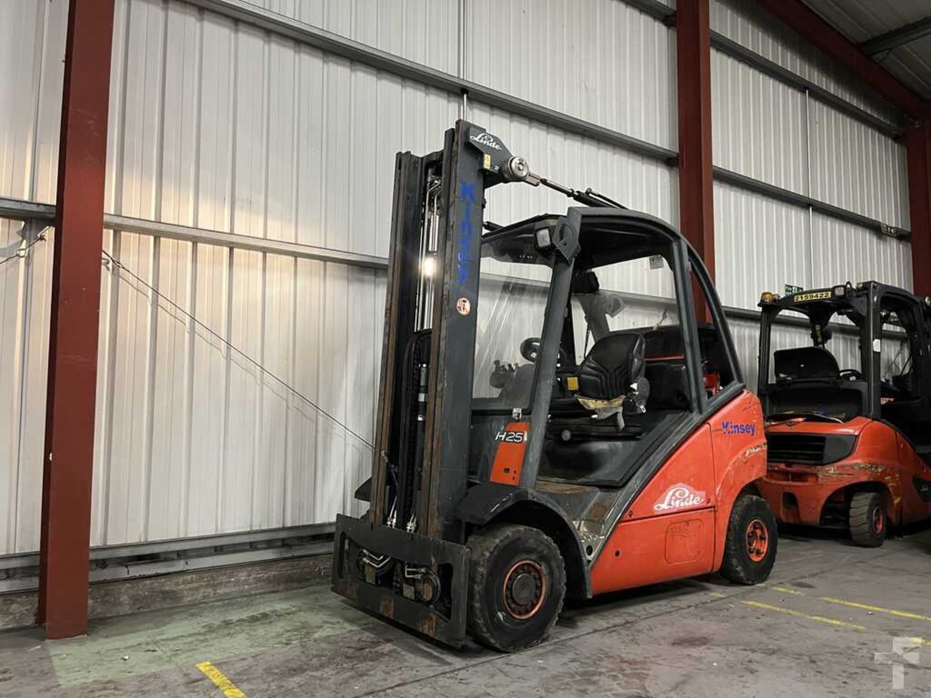 LPG FORKLIFTS LINDE H25T - Image 2 of 4