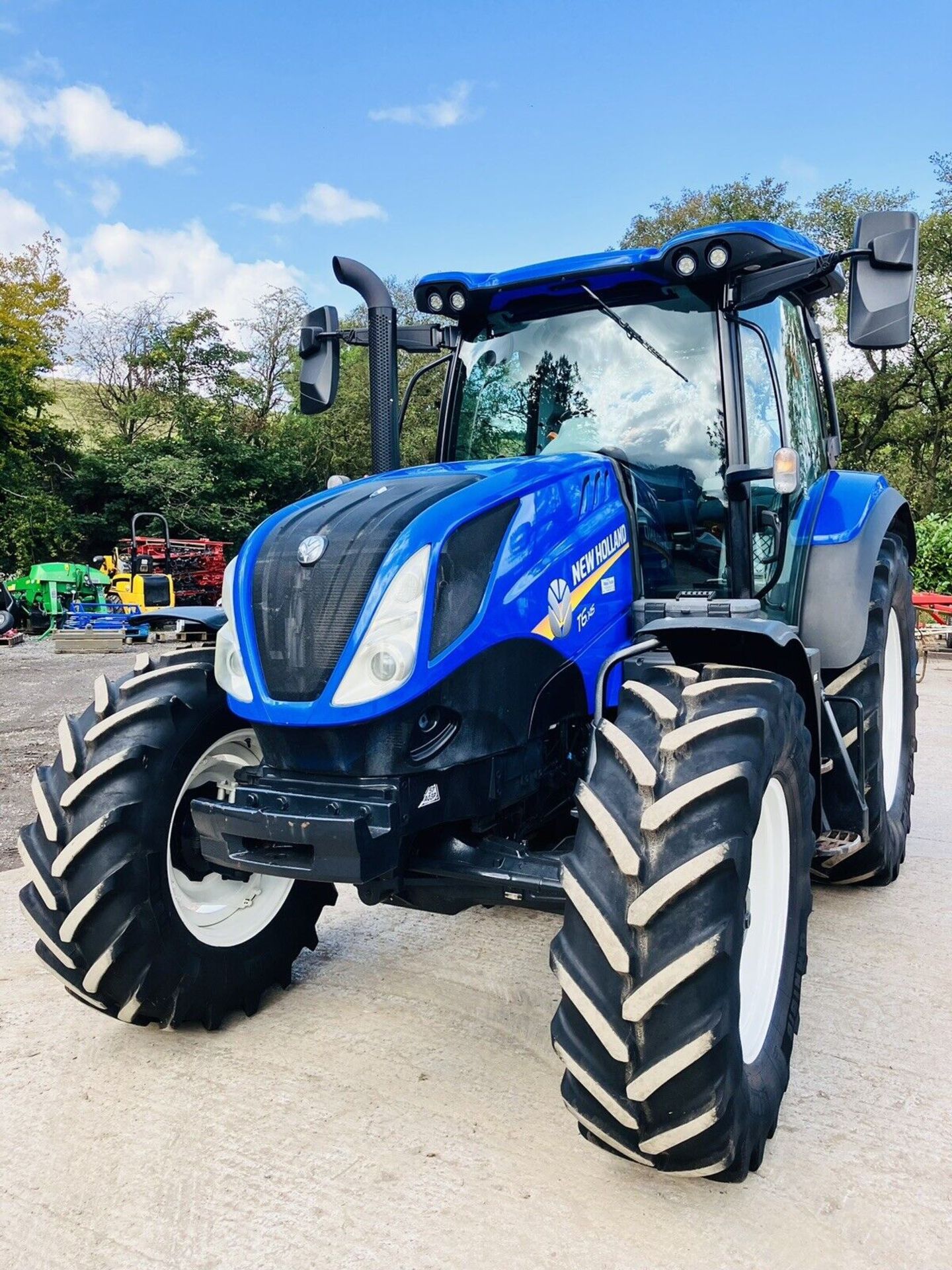 ONLY 3.5K HOURSNEW HOLLAND T6.145 - Image 6 of 11