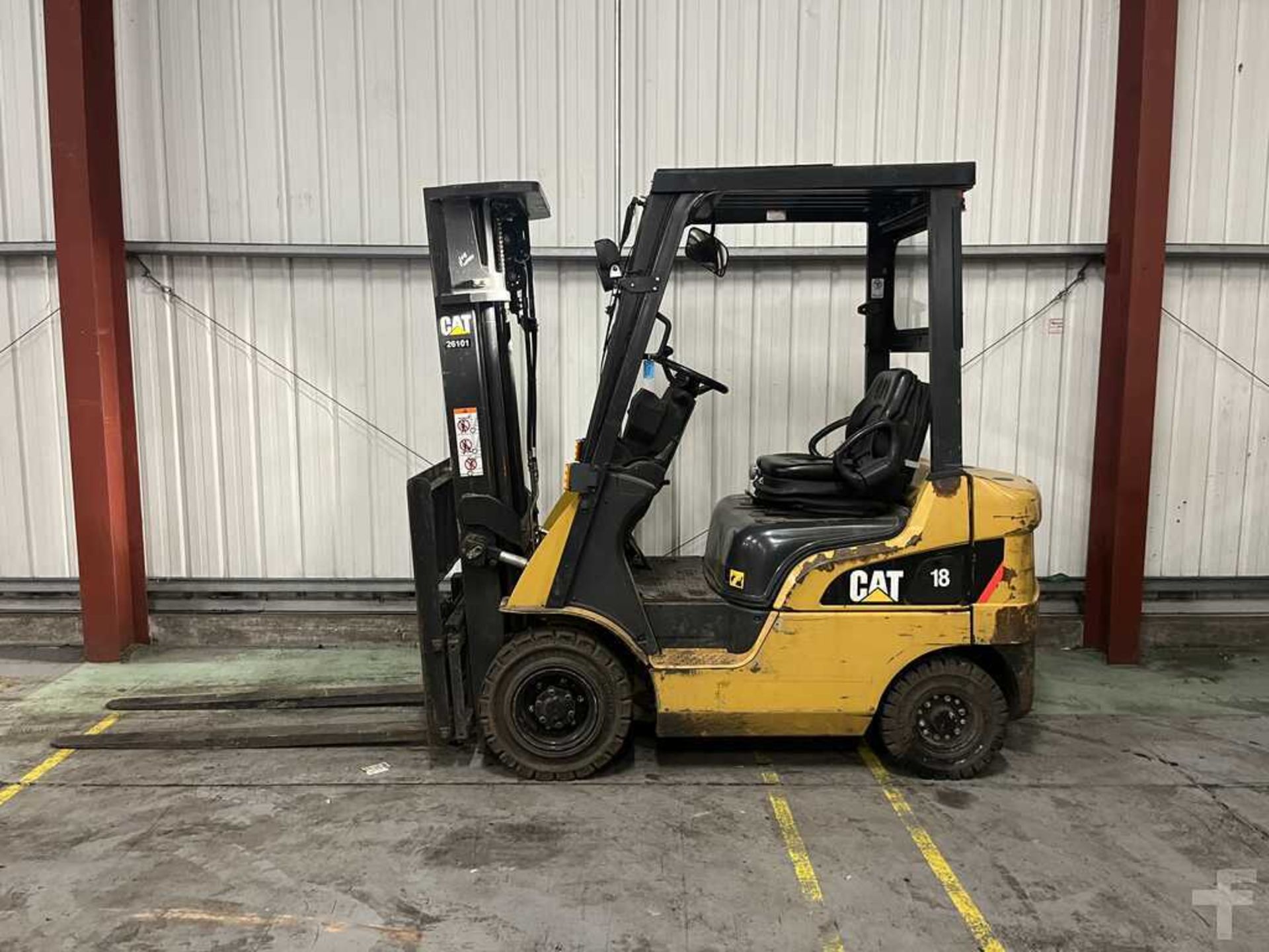 DIESEL FORKLIFTS CAT LIFT TRUCKS DP18NT