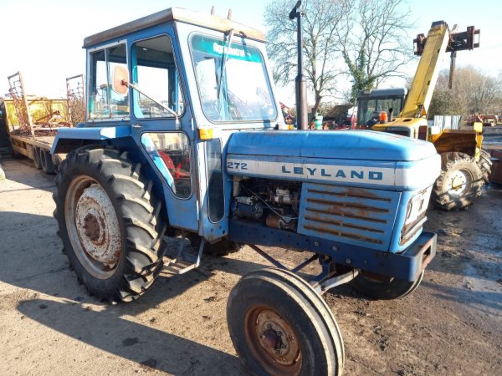 LEYLAND 272 TRACTOR.