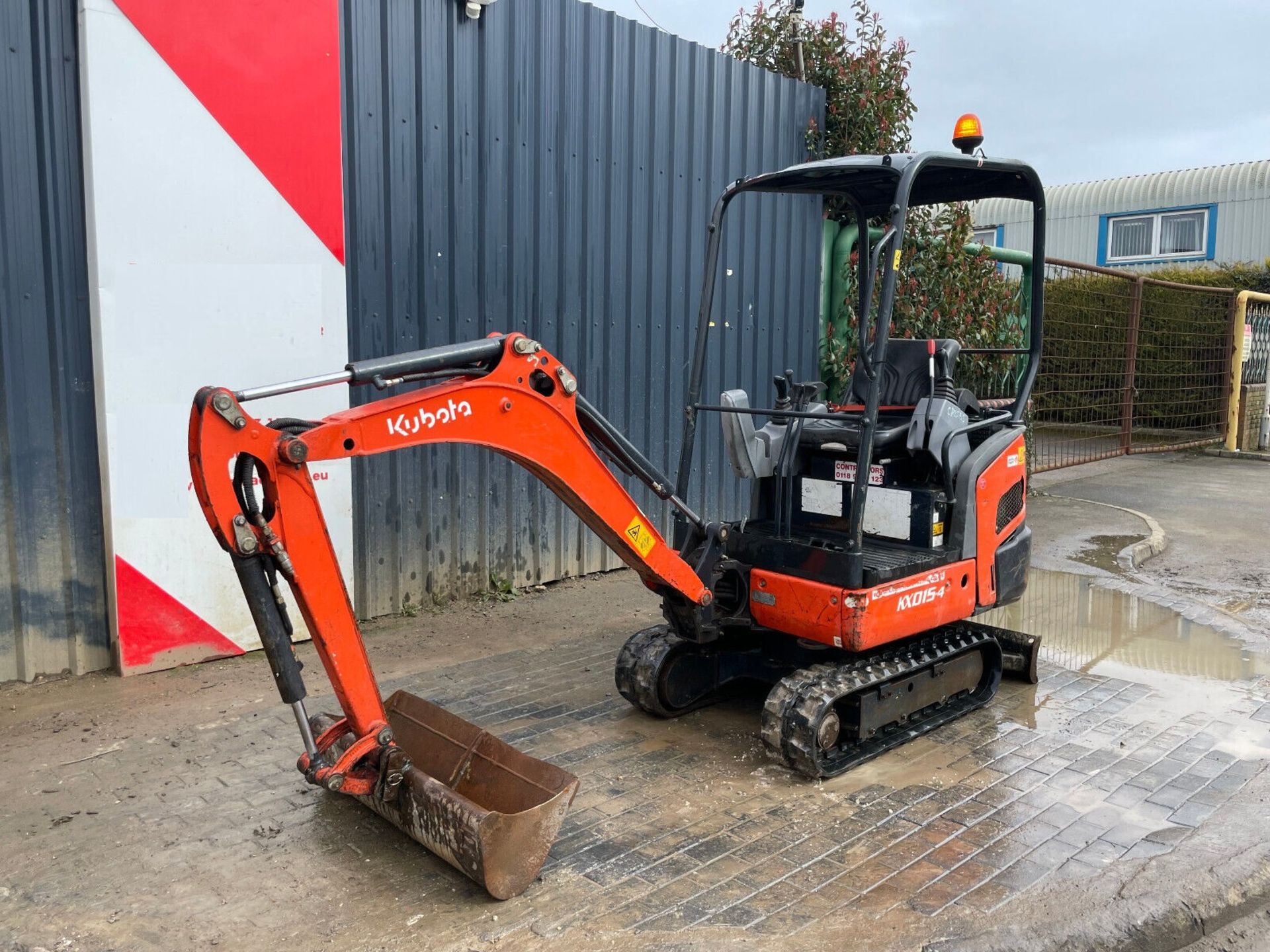 KUBOTA KX015-4: 2017 MODEL WITH 2357 HOURS OF RELIABILITY - Image 4 of 12