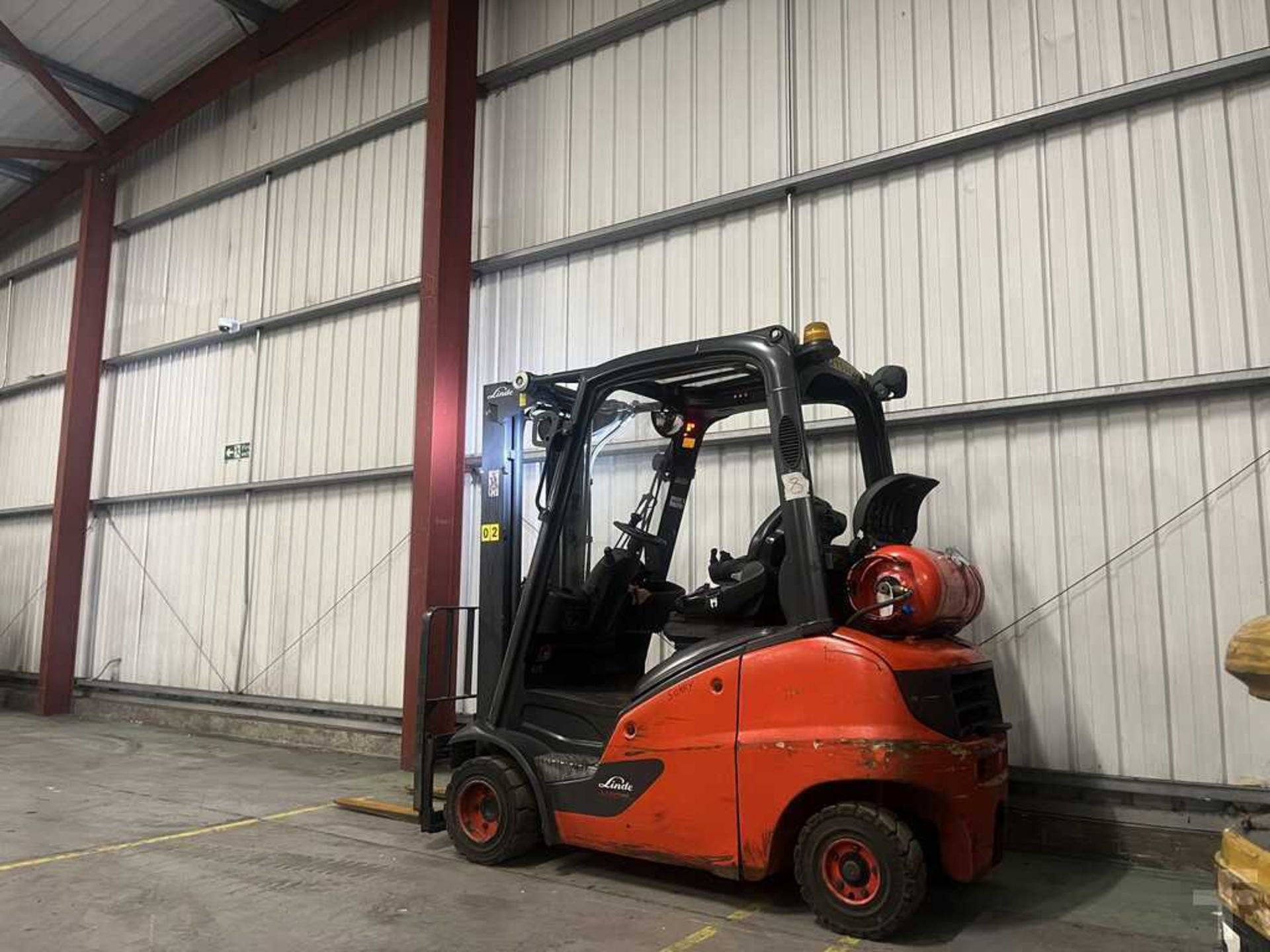 LPG FORKLIFTS LINDE H20T-01 - Bild 2 aus 5