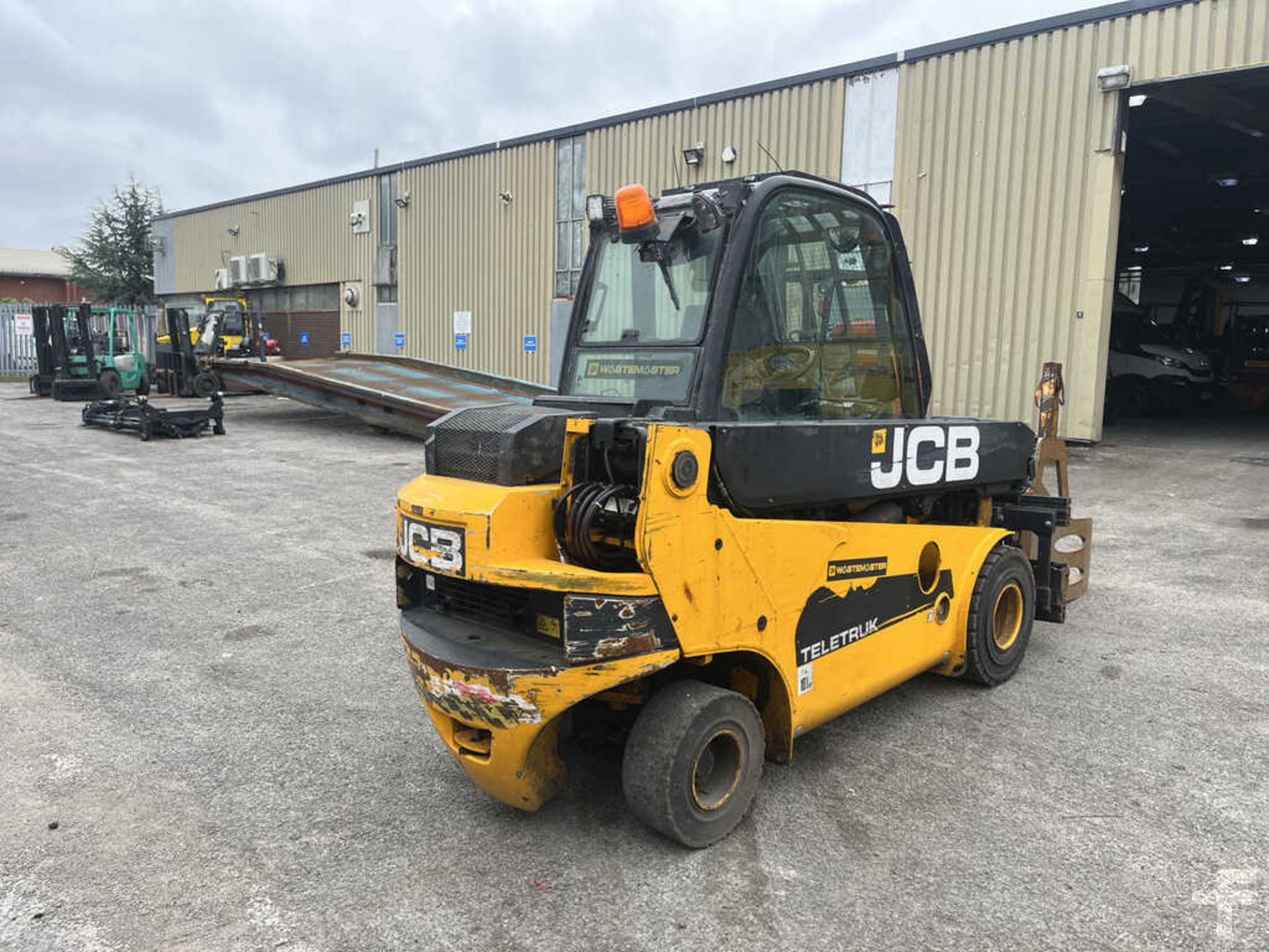 2019 TELEHANDLER FIXED JCB TLT35D - Image 5 of 6