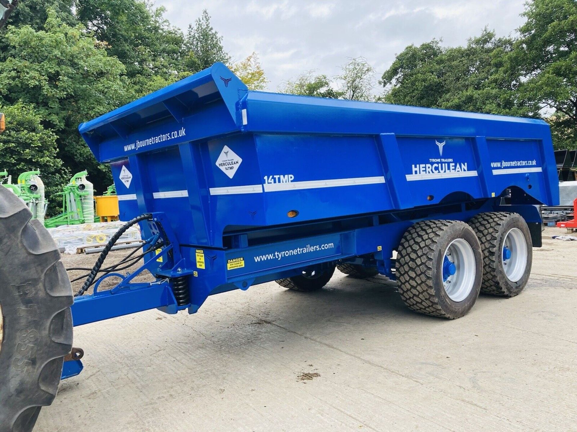 DUMPING PRECISION: TYRONE TRAILERS - 10MM FLOOR, 8MM SIDES, COMMERCIAL AXLES