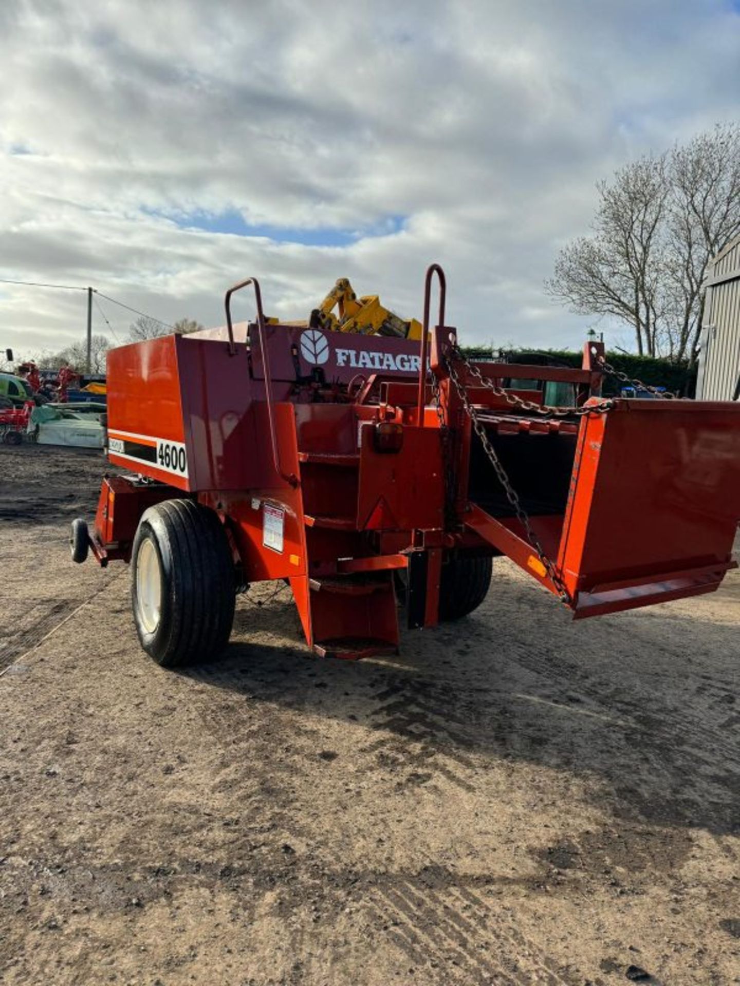 HESSTON 4600 BALER - Image 7 of 11