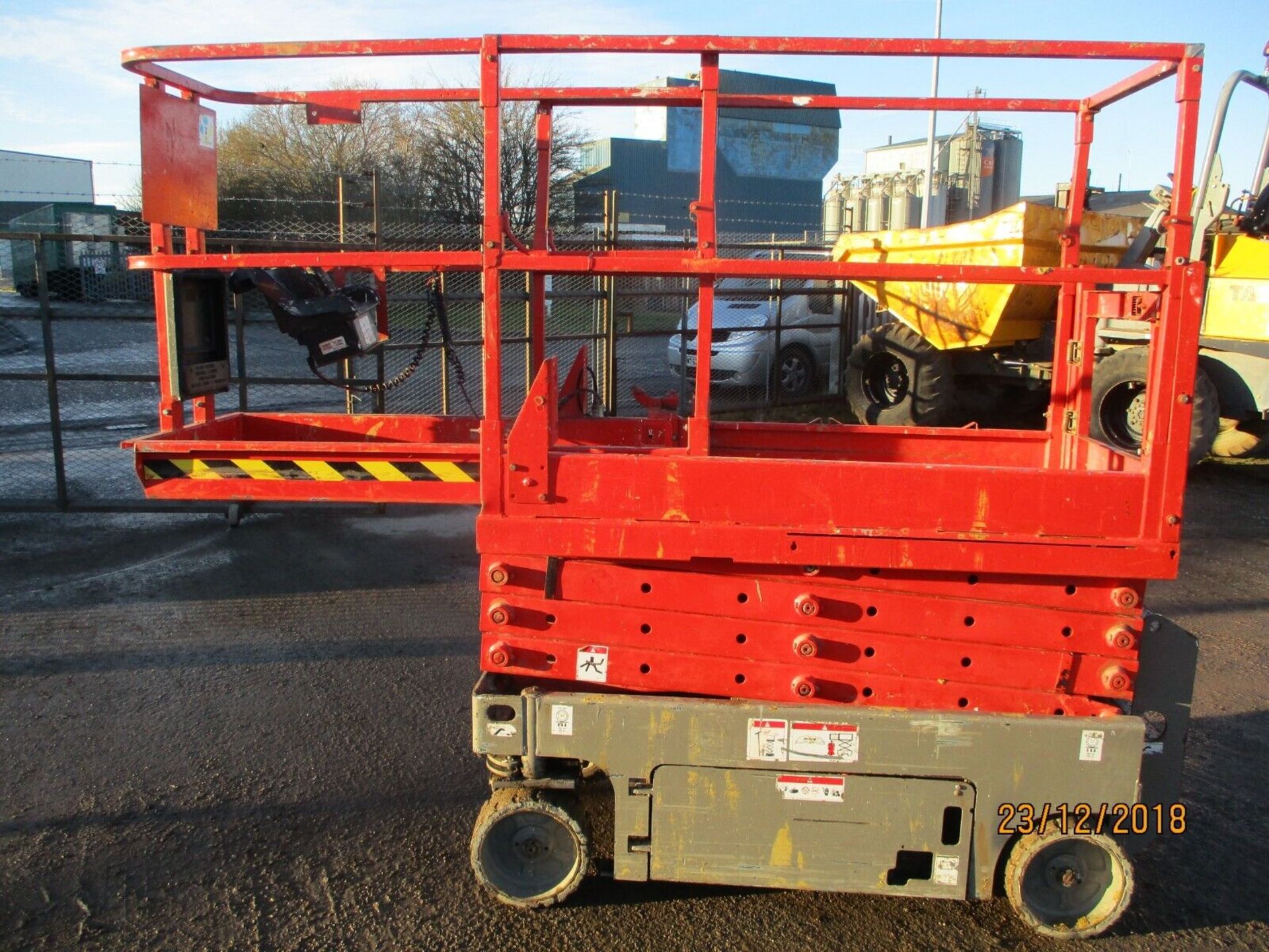 YEAR 2016 ASCENDANCY: GENIE GS 1932 CHERRY PICKER