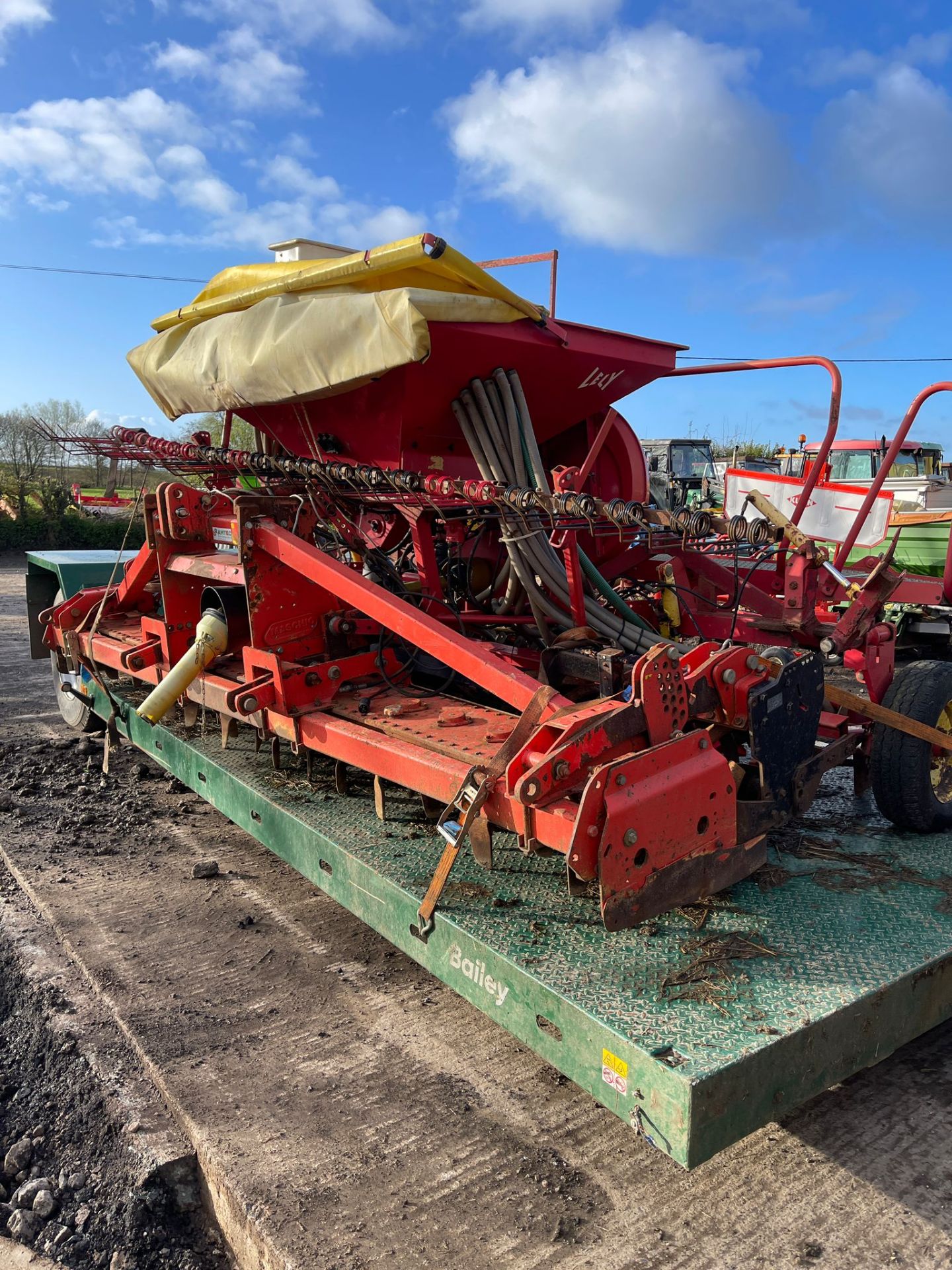 LELY / MASCHIO COMBINATION POWER HARROW CORN DRILL - Image 3 of 4