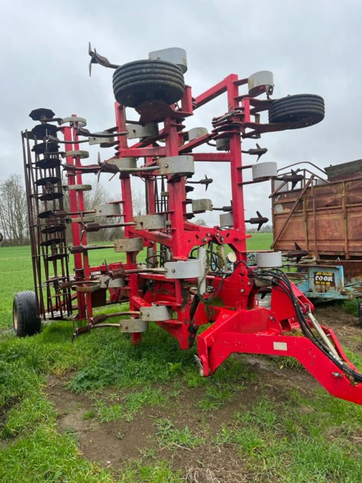 KONGSKILDE VIBRO FLEX 7400 TRAILED CULTIVATOR