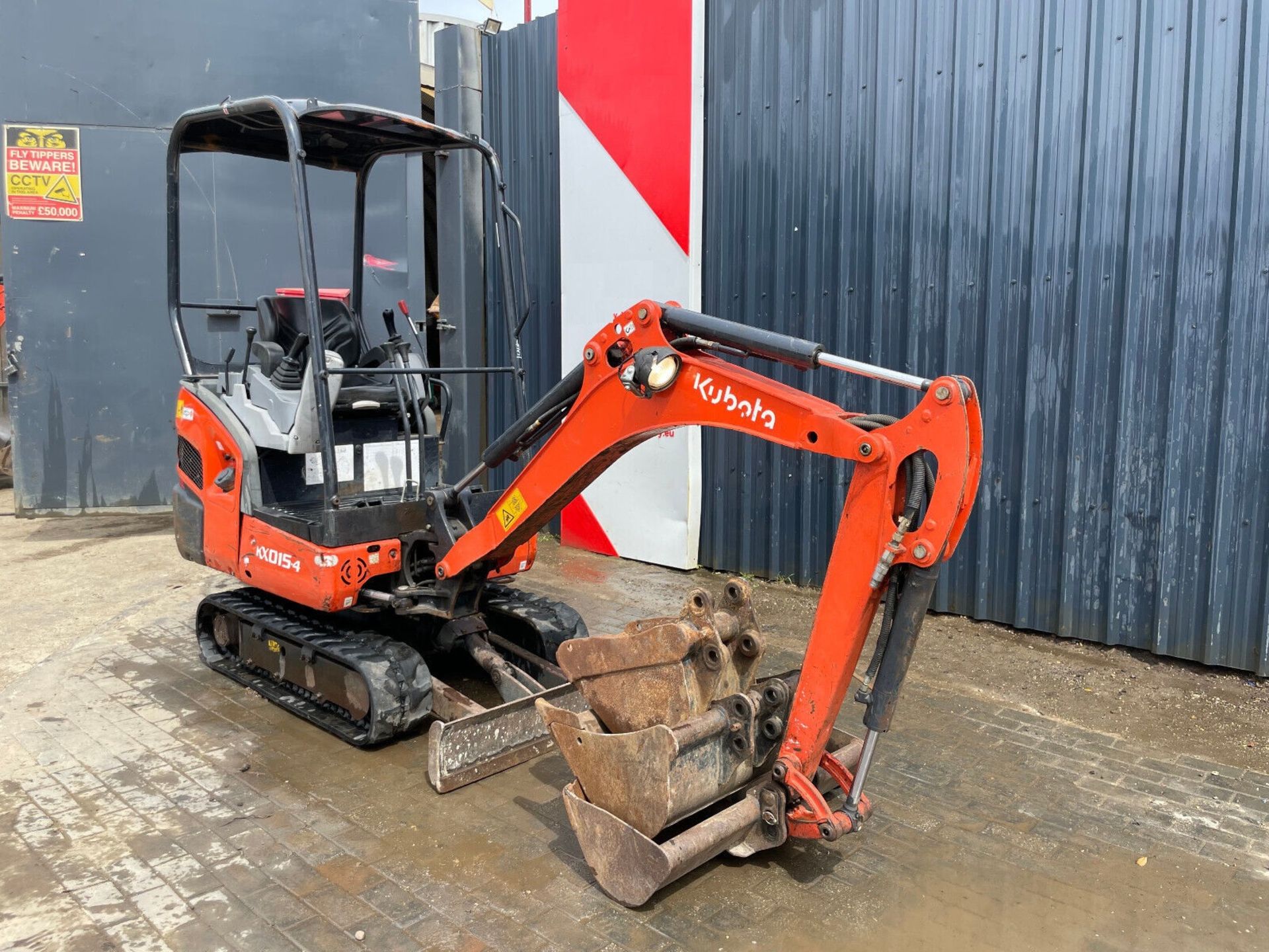 2017 KUBOTA KX015-4: MINI EXCAVATOR MASTERY WITH 2054 HOURS - Image 10 of 12