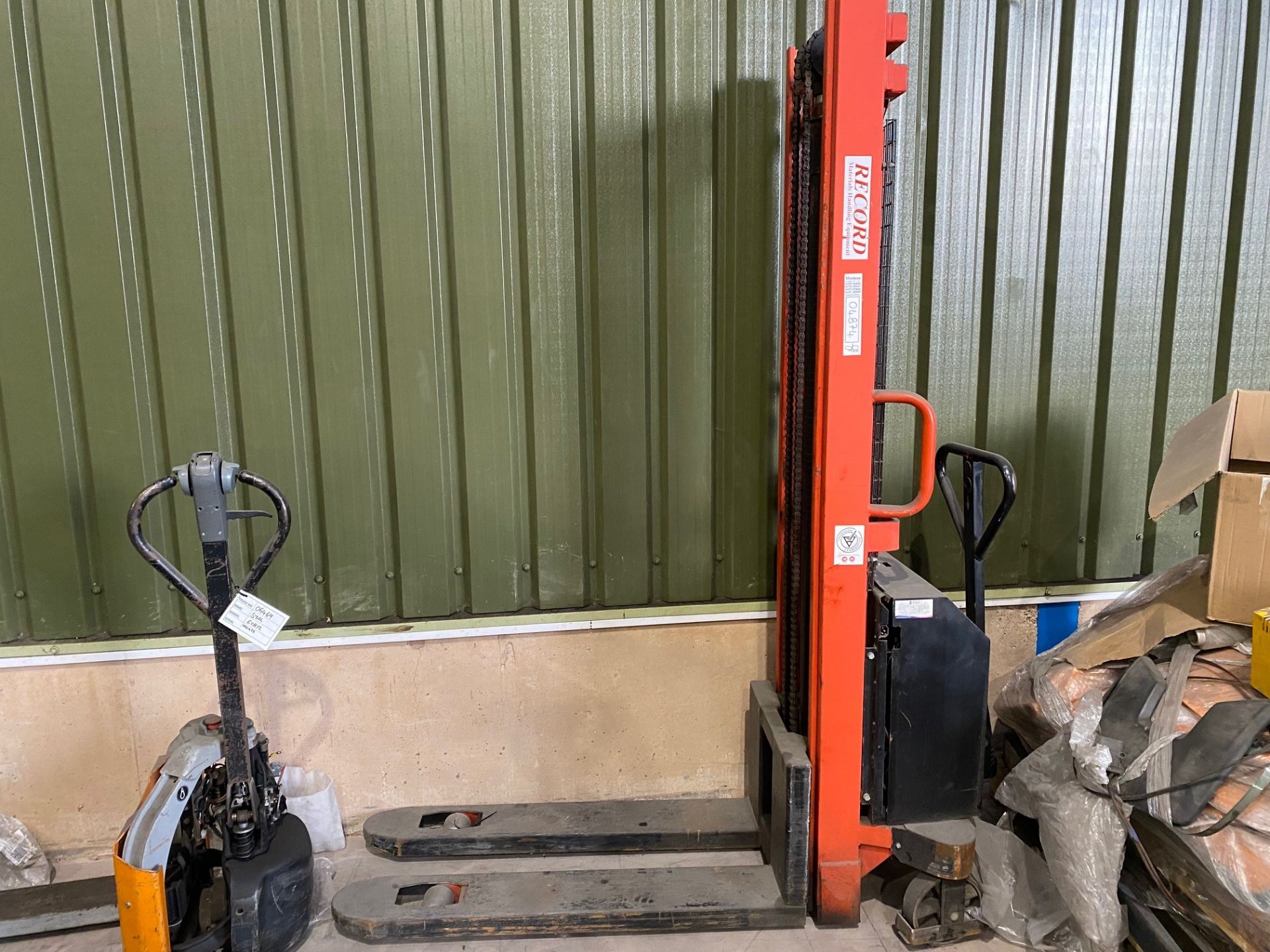 RECORD HE1000 ELECTRIC STACKER - 3500MM