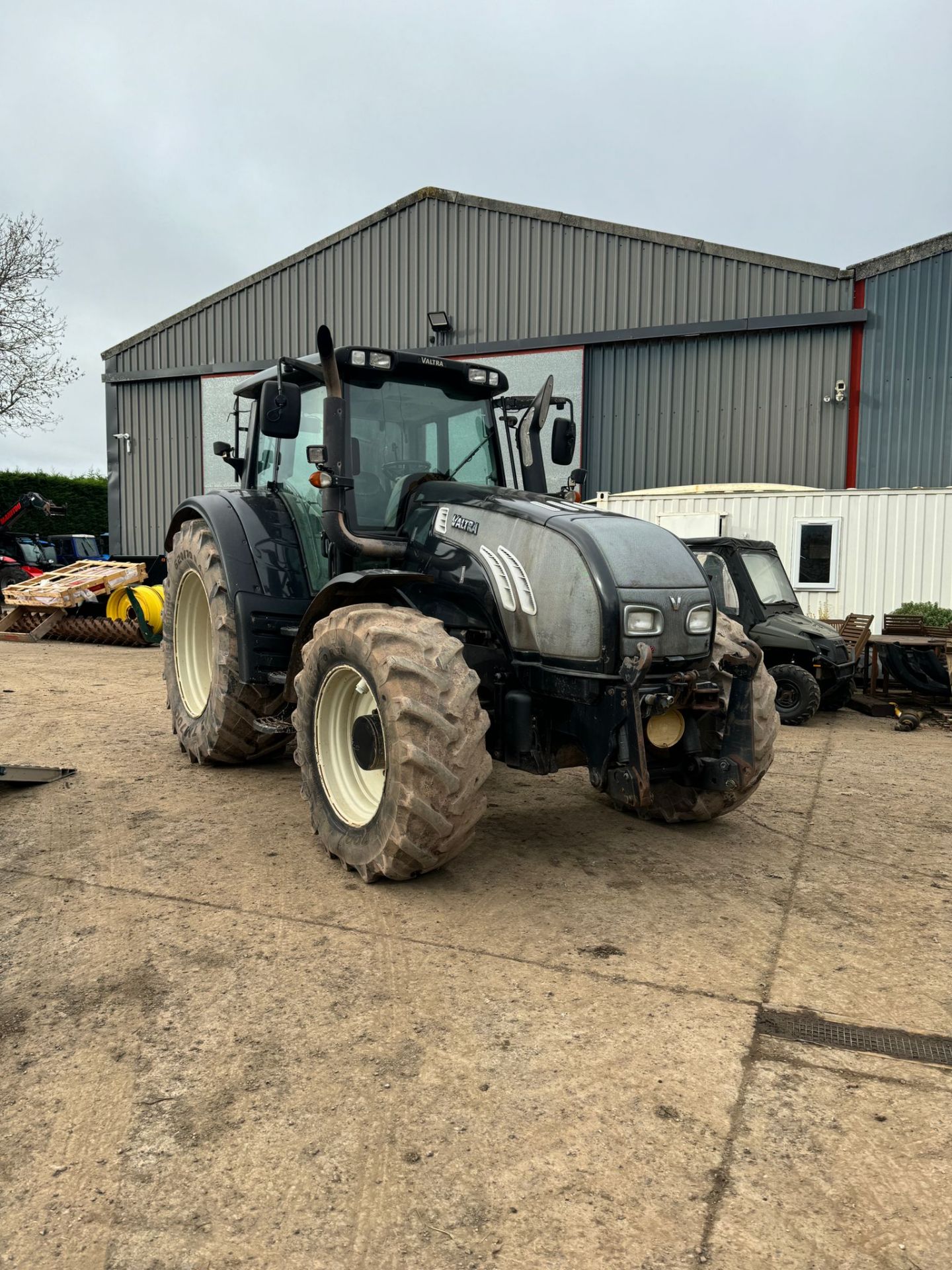 VALTRA T162 TRACTOR. - Image 2 of 14