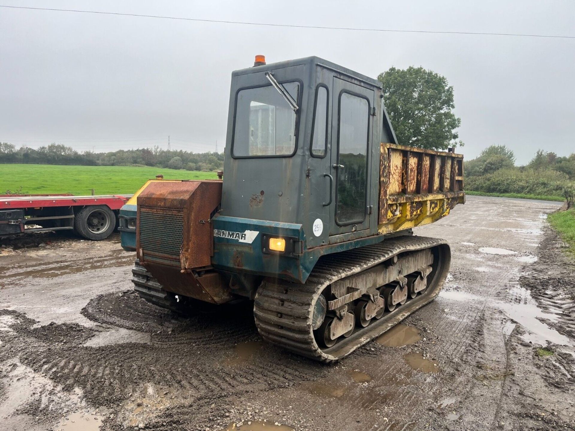 YANMAR C60R TRACKED LGP DUMPER - Image 2 of 21