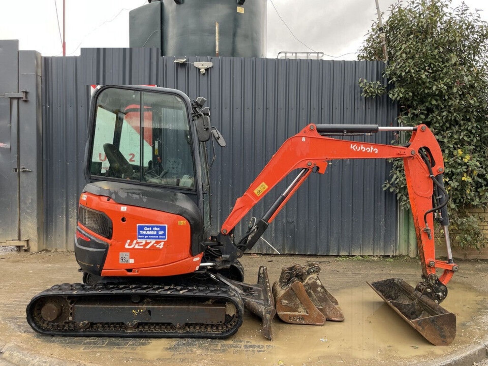 2017 KUBOTA U27-4: RED KEY PRECISION WITH 3290 HRS AND RECENT SERVICE