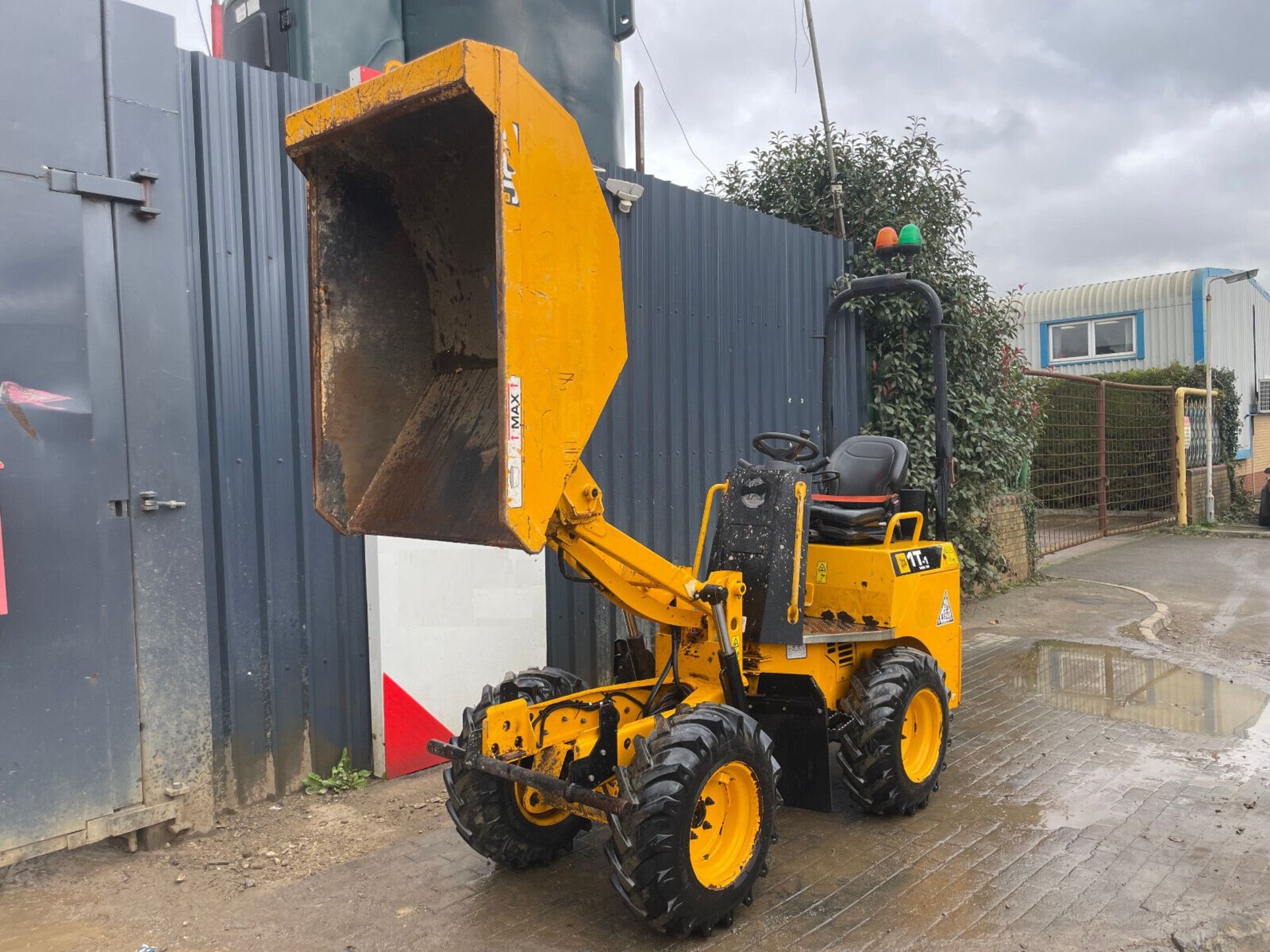 JCB 1T-1: ELEVATED EFFICIENCY IN 2018 - Image 4 of 8