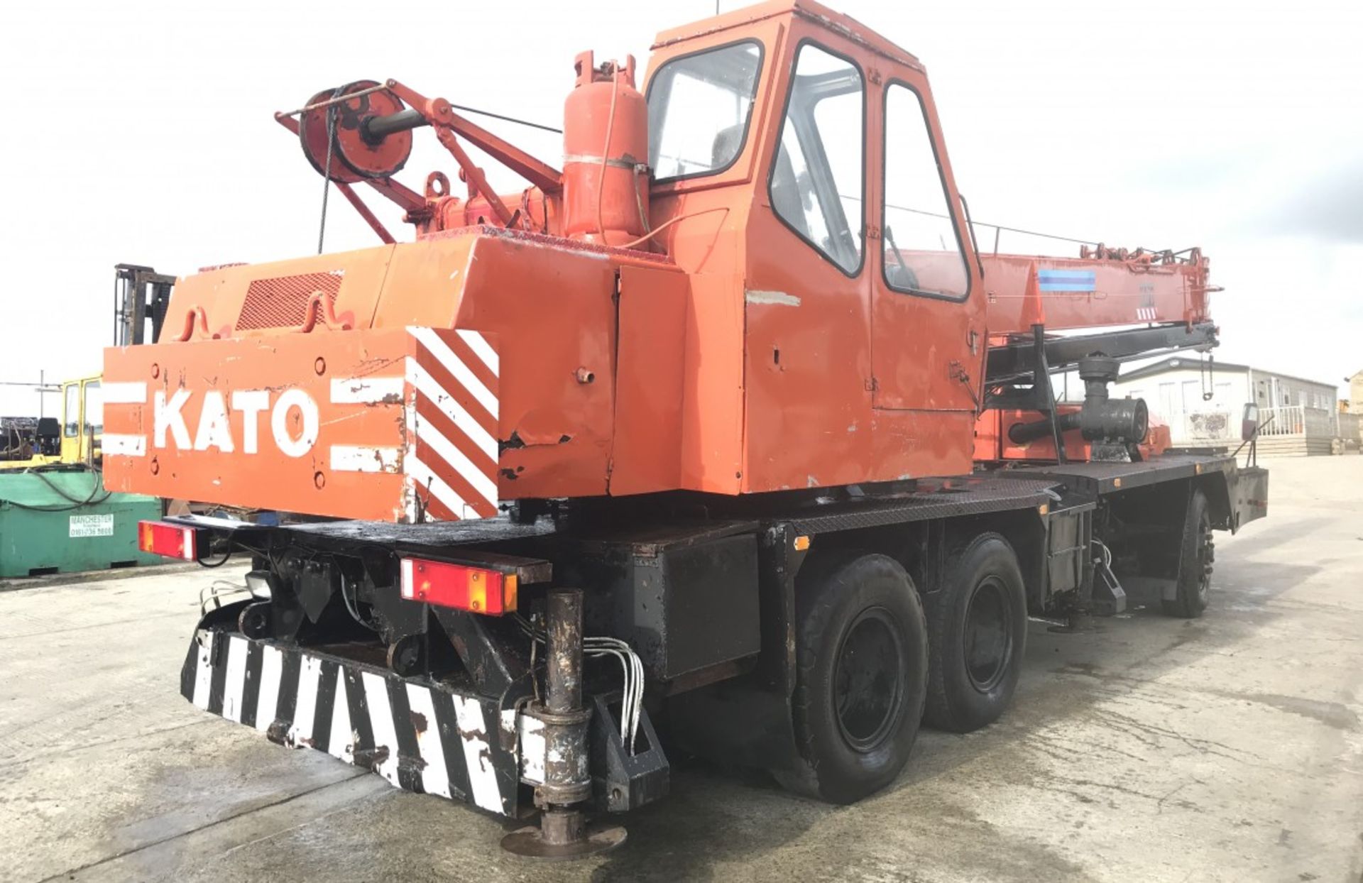 KATO NK200 BE 25 TON TRUCK CRANE - Image 19 of 26