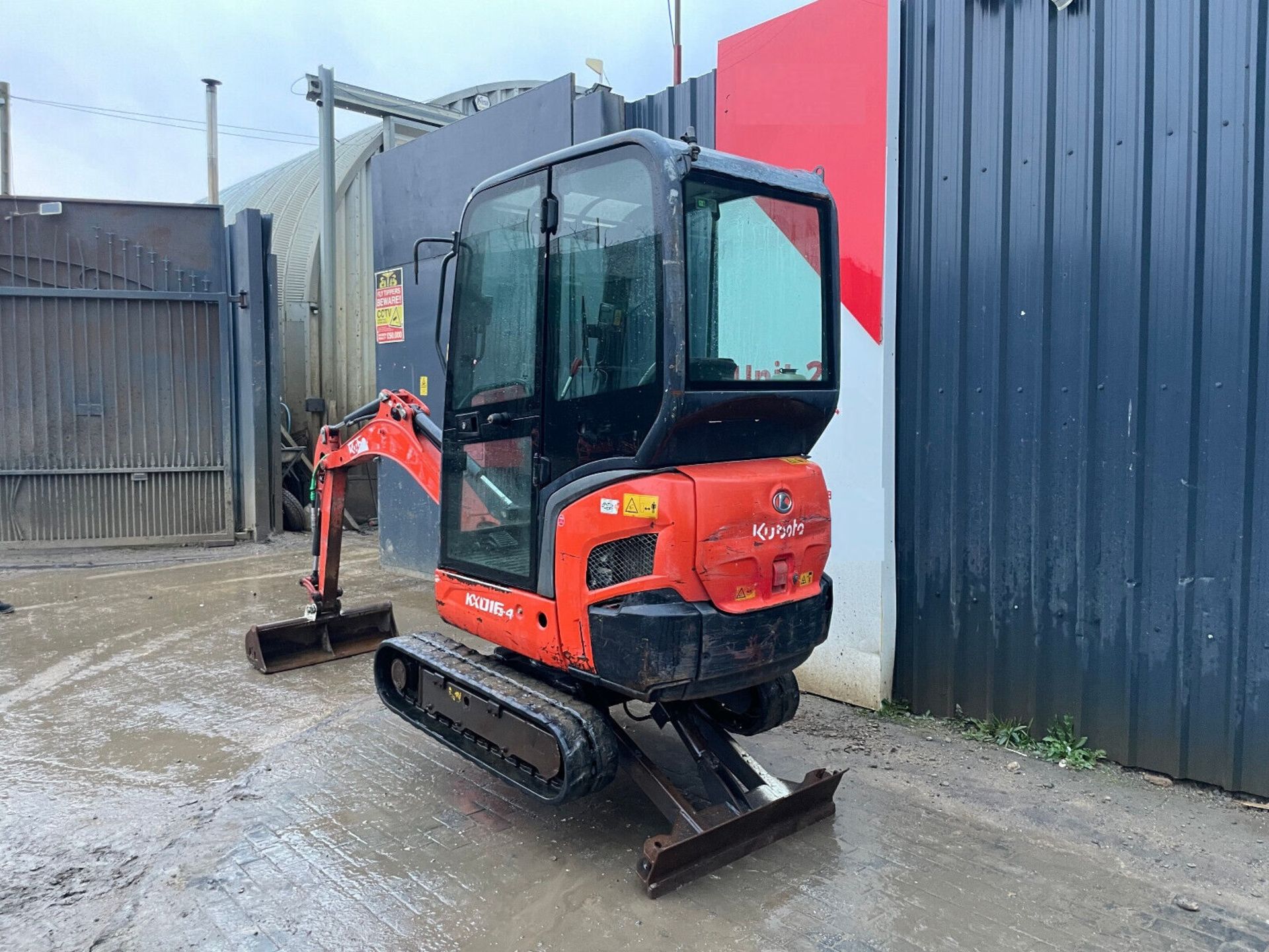 FULL CAB COMFORT: KUBOTA KX016-4 REDEFINES MINI EXCAVATION - Image 2 of 11