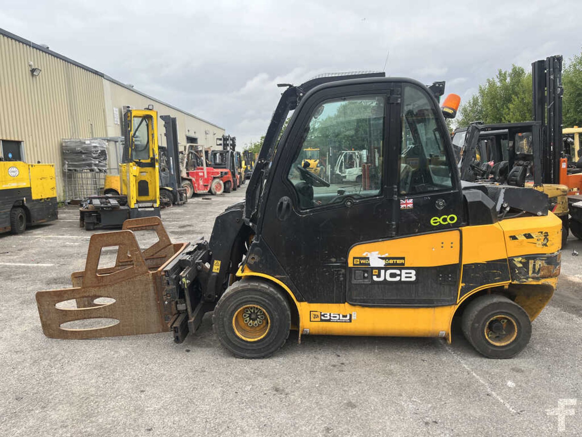 2019 TELEHANDLER FIXED JCB TLT35D