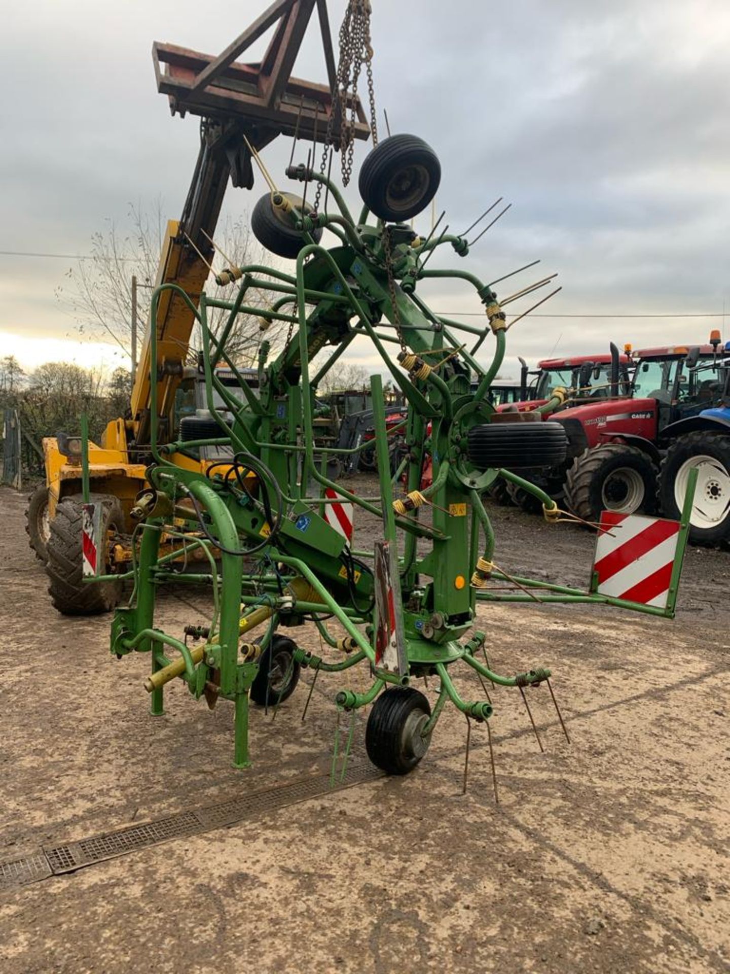 KRONE KW6.70/6, 6 ROTOR TEDDER - Image 3 of 6