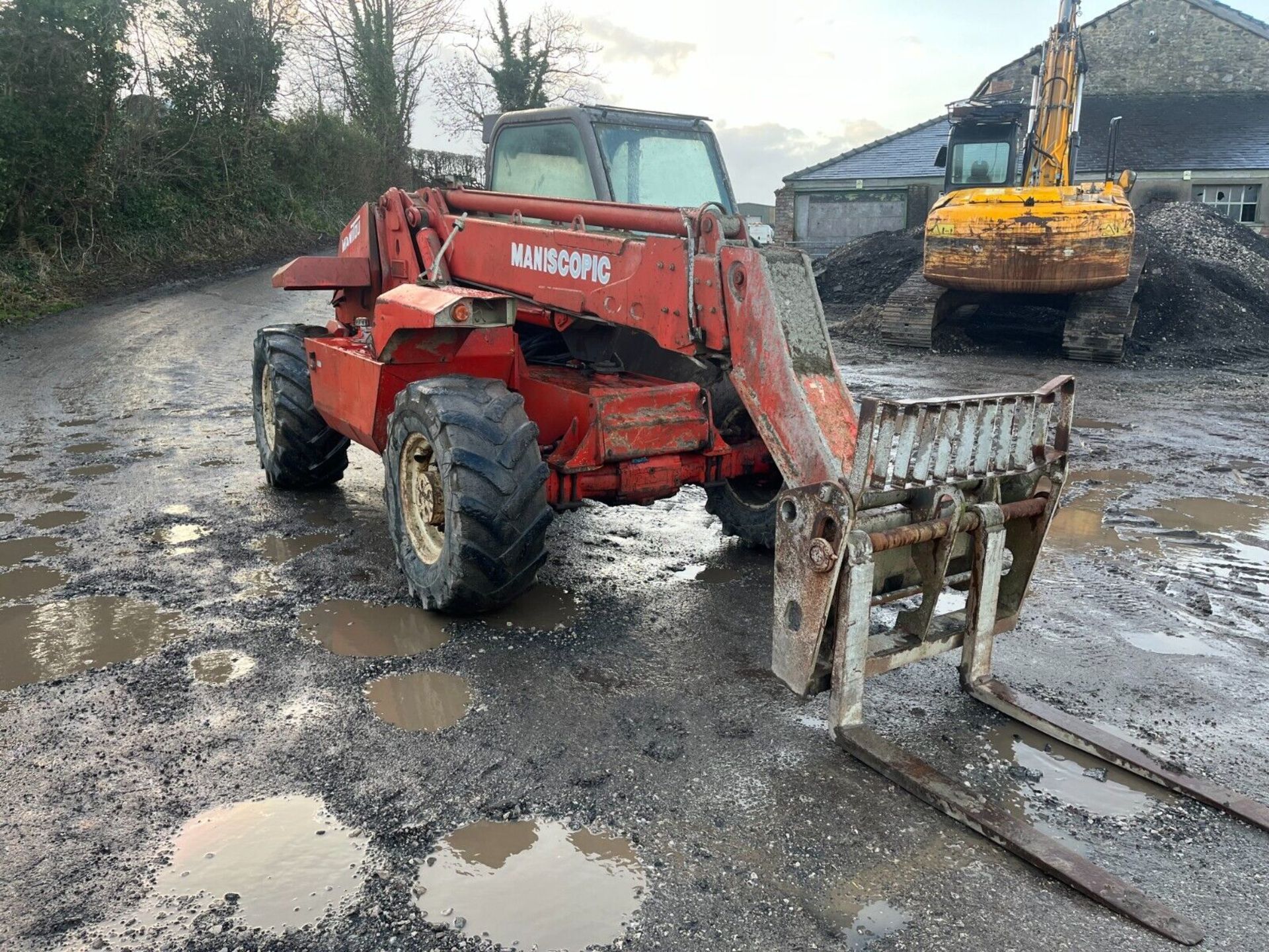 445 HOURS MANITOU MLT928-4: TRUSTED PERFORMANCE - Image 10 of 15