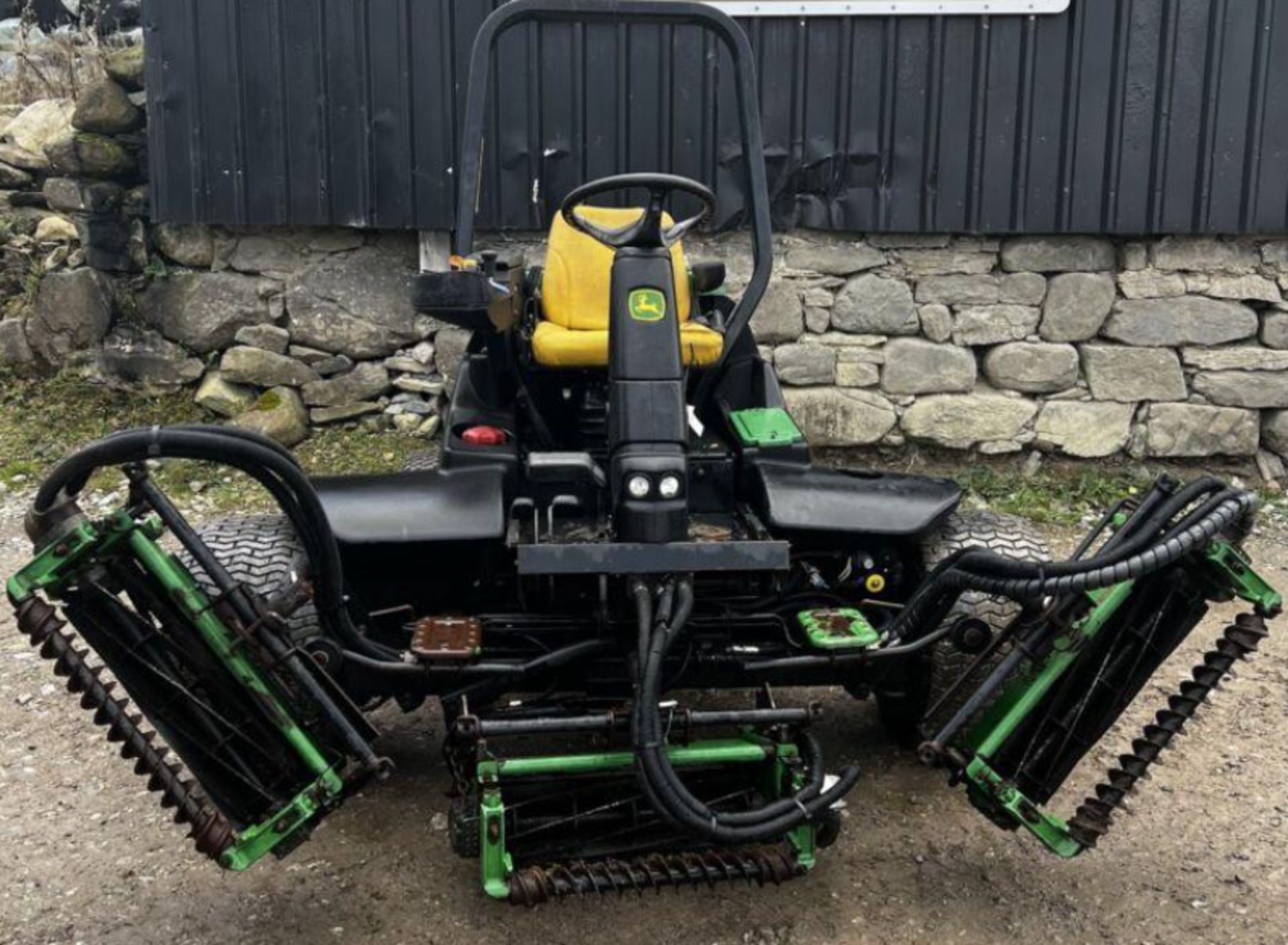 YANMAR DIESEL POWER: JOHN DEERE FAIRWAY MOWER - Image 8 of 8