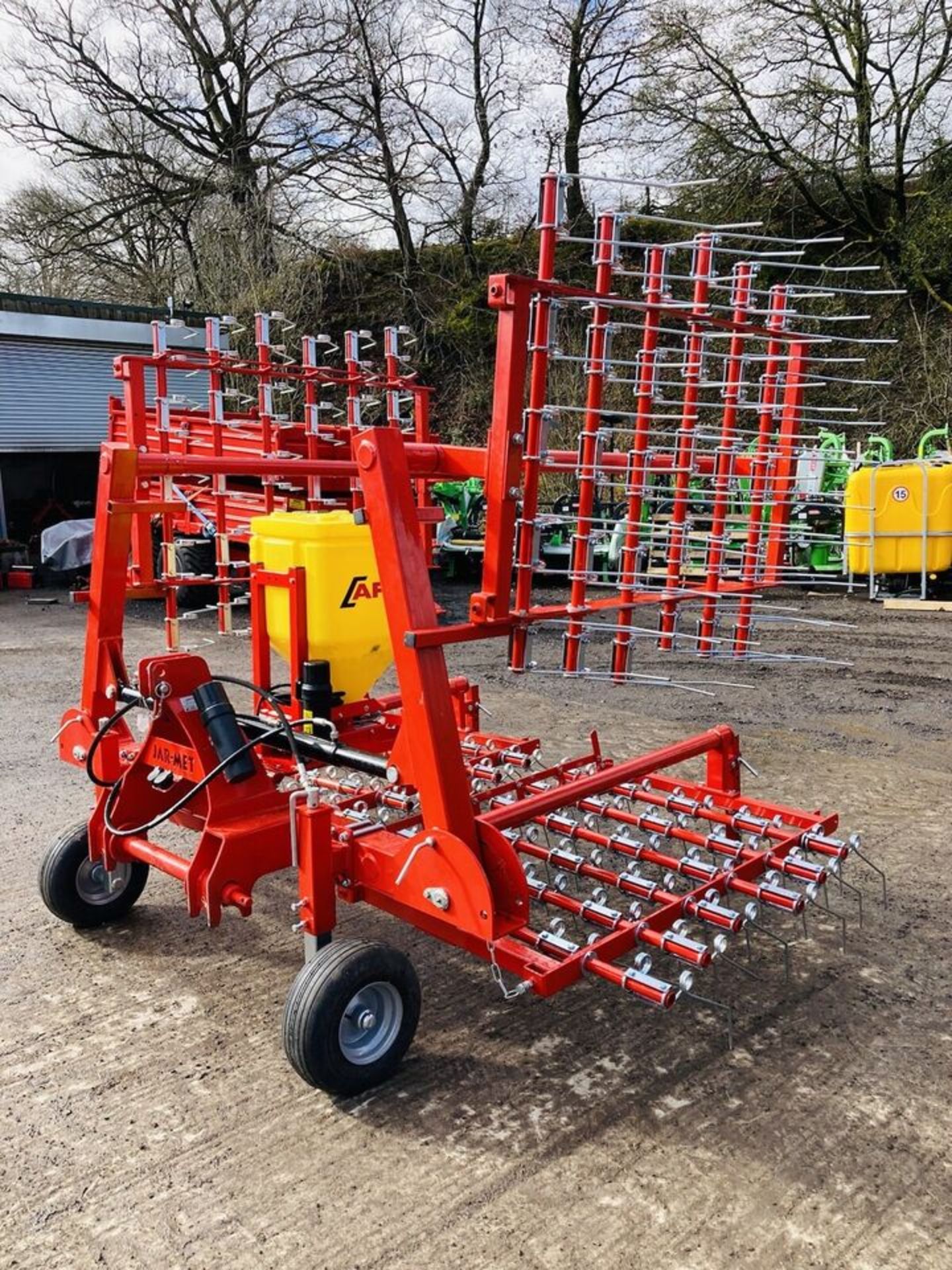 5M 2023 HYDRAULIC FOLDING TINE HARROWS IN STOCK 6M.. - Image 7 of 8