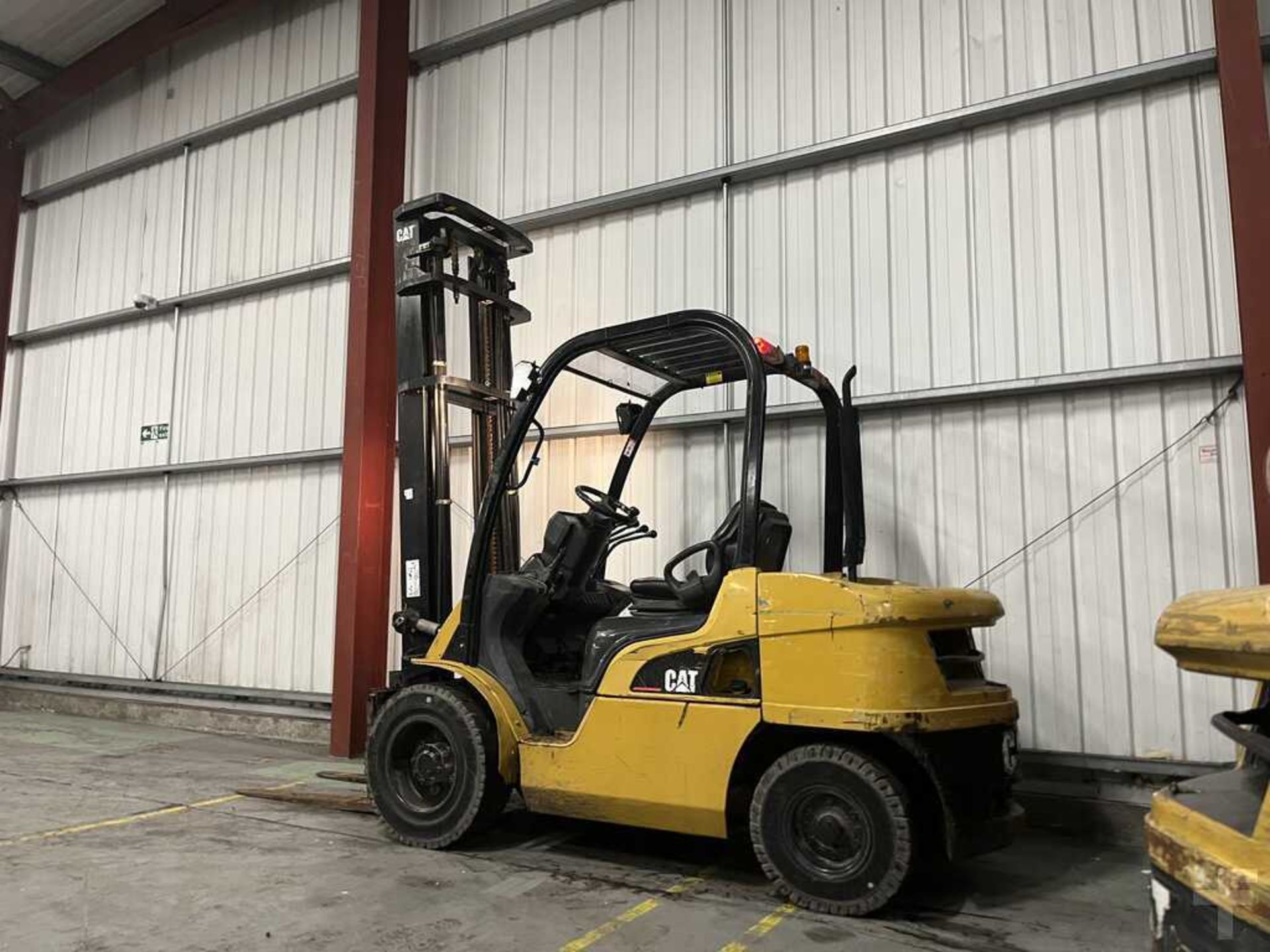 2007 DIESEL FORKLIFTS CAT LIFT TRUCKS DP30N - Image 3 of 6