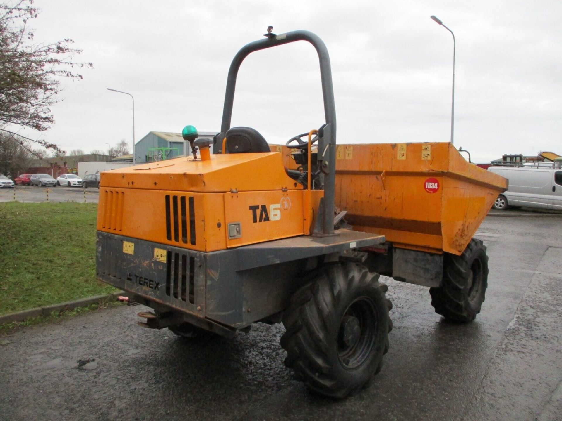 2015 TEREX 6-TON DUMPER: A HEAVYWEIGHT PERFORMER - Image 9 of 11