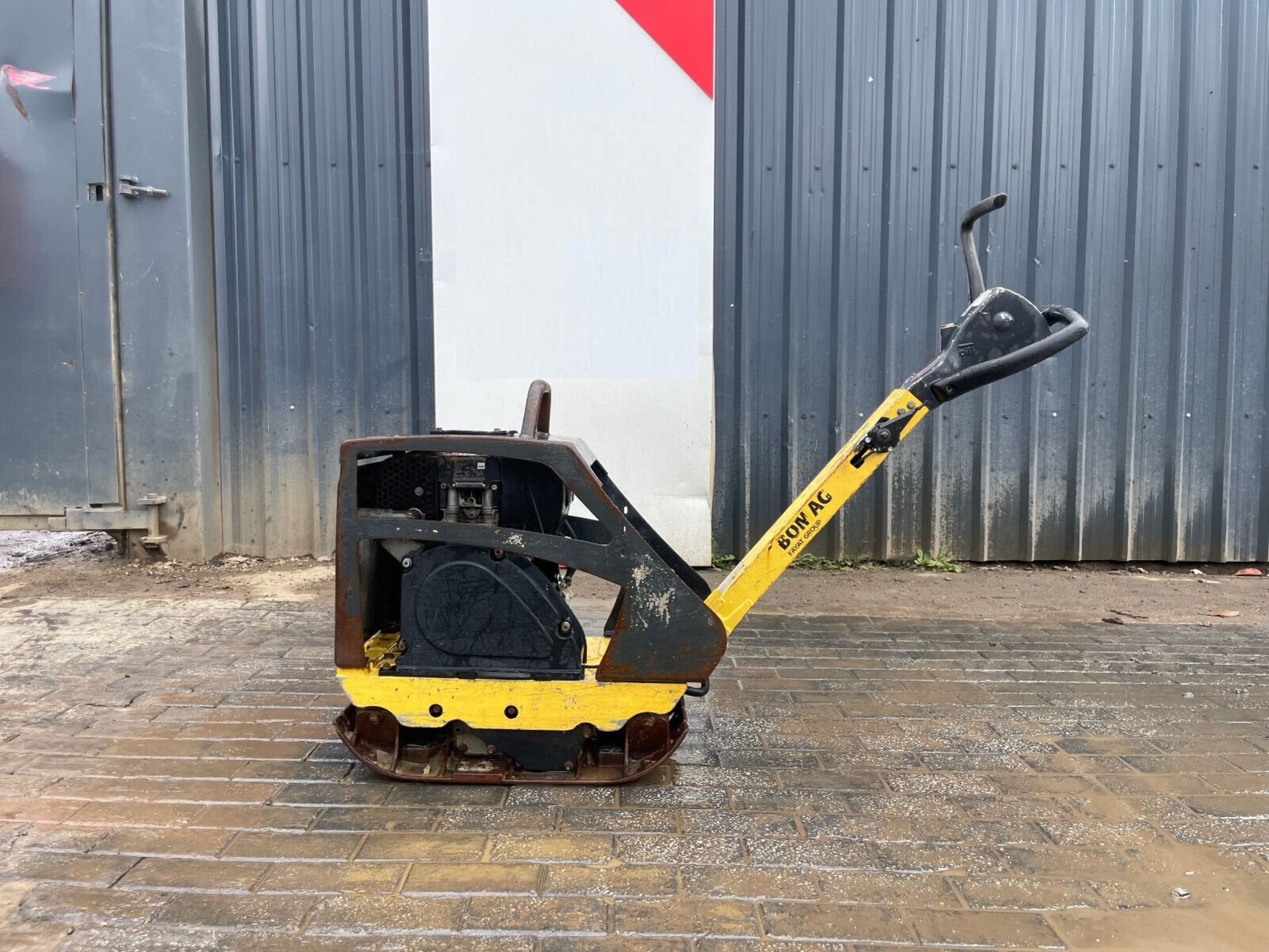 2014 BOMAG BPR 25/40 D: DIESEL REVERSIBLE VIBRATORY PLATE POWER - Image 4 of 6