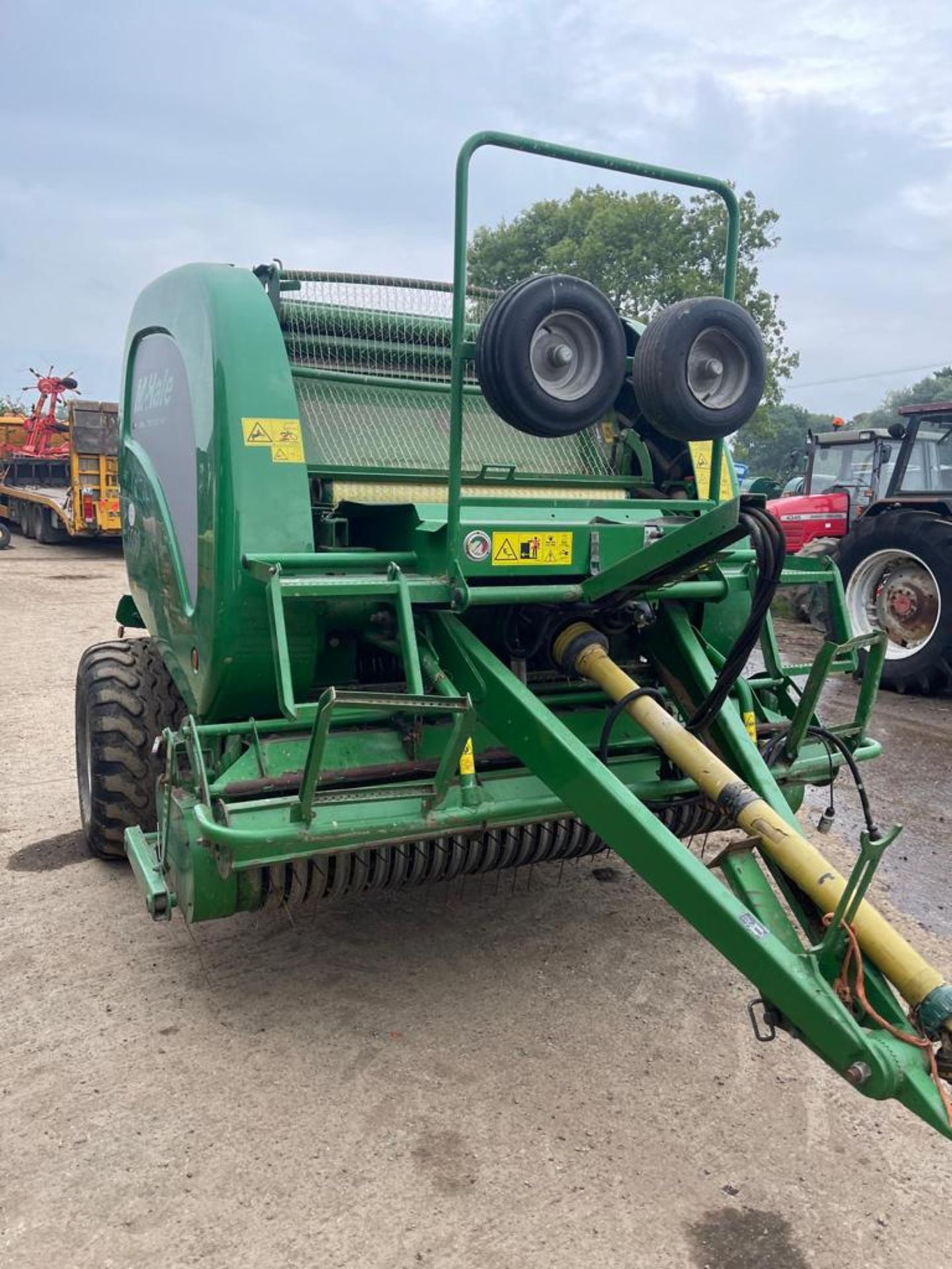 MCHALE F5500 ROUND BALER - Image 2 of 10