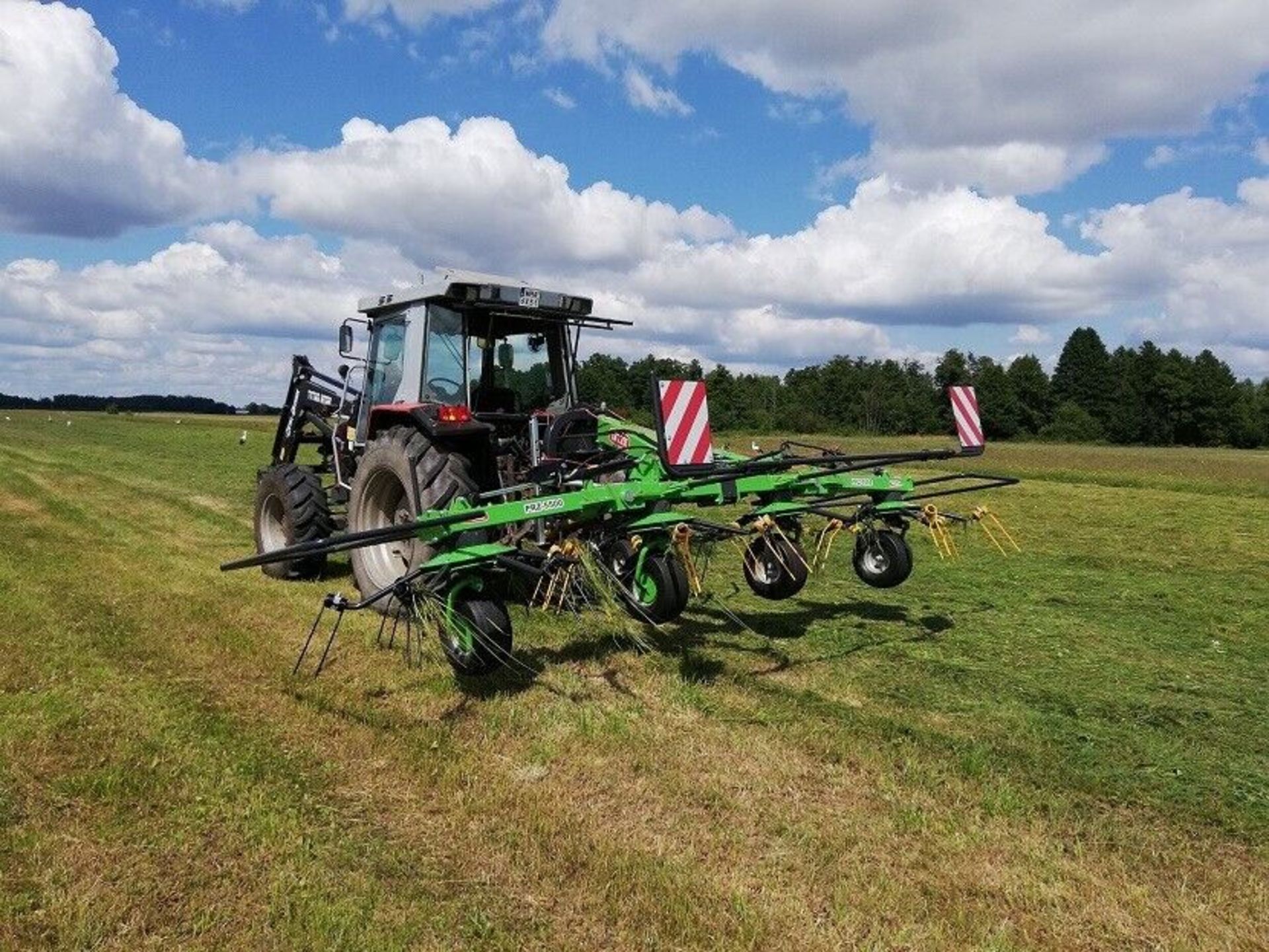 GEAR UP FOR SUCCESS: TALEX TORNADO 550 TEDDER WITH COMER GEARBOX PRECISION - Image 9 of 11