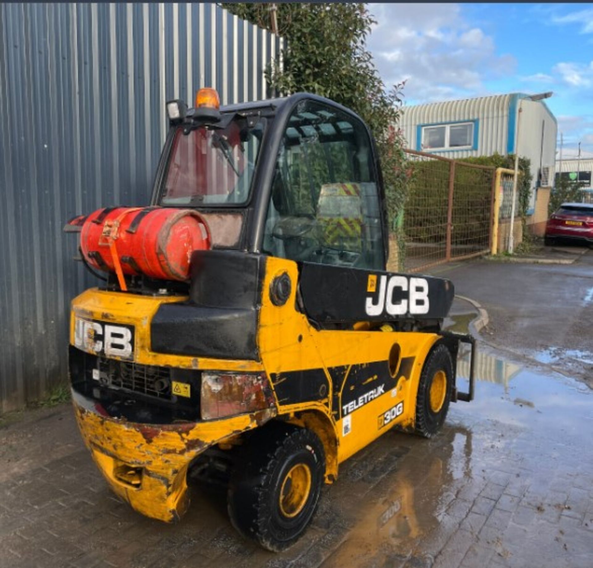 2013 JCB TELETRUK TLT30G: LPG POWER WITH 3000 KG PAYLOAD