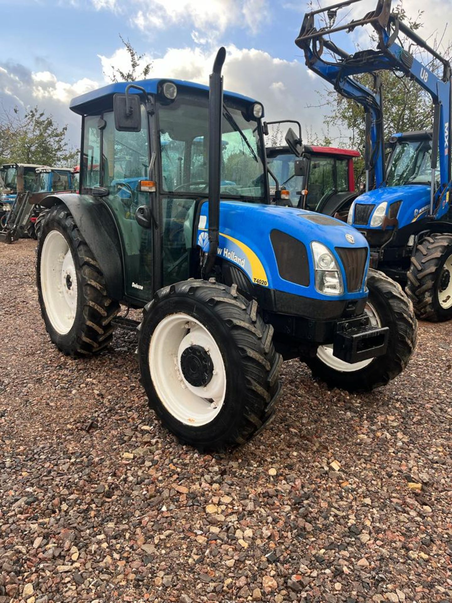 2008 NEW HOLLAND T4020 TRACTOR