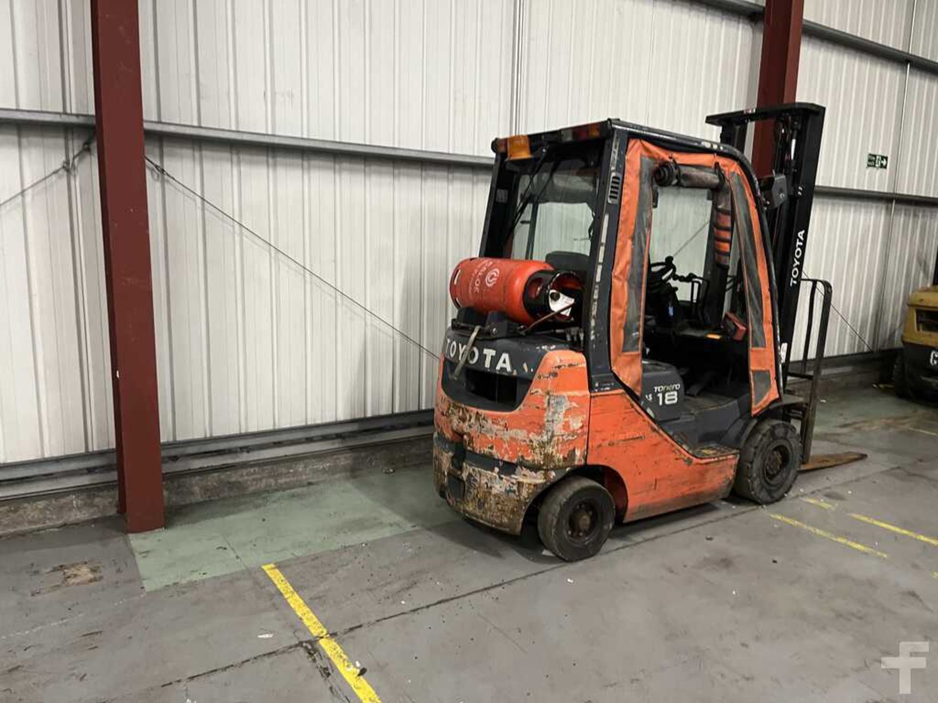LPG FORKLIFTS TOYOTA 02-8FGF18 - Image 2 of 5
