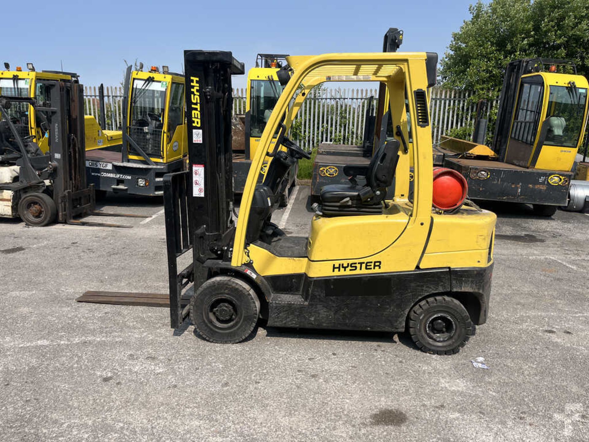 2014 LPG FORKLIFTS HYSTER H2.5CT