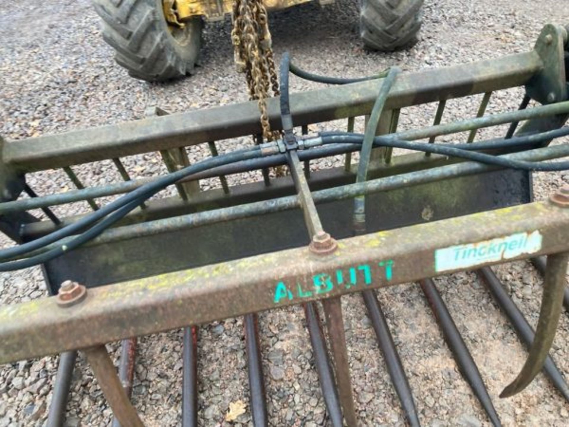 ALBUTT DUNG GRAB TO FIT MANITOU. - Image 3 of 6