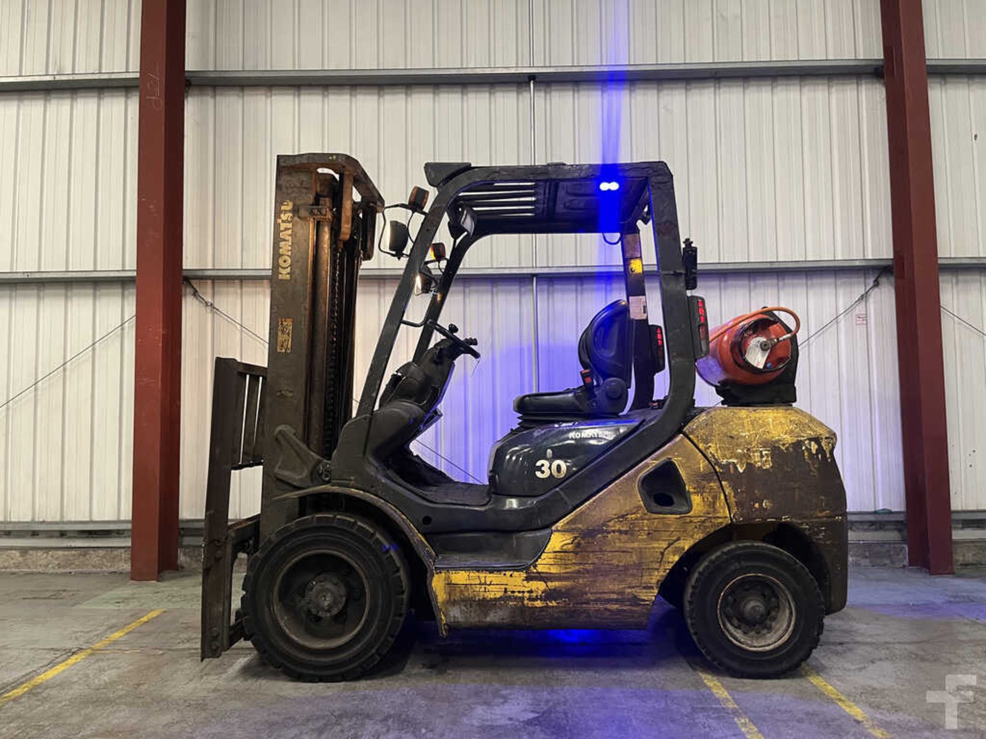 LPG FORKLIFTS KOMATSU FG30T-17