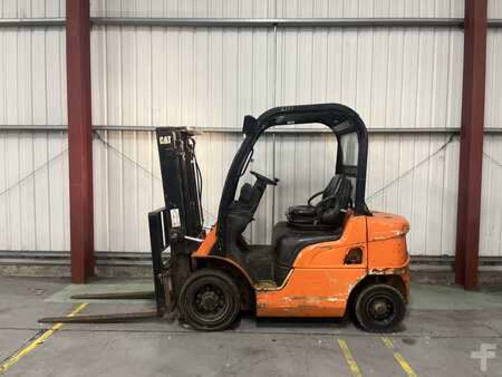 DIESEL FORKLIFTS CAT LIFT TRUCKS DP20N