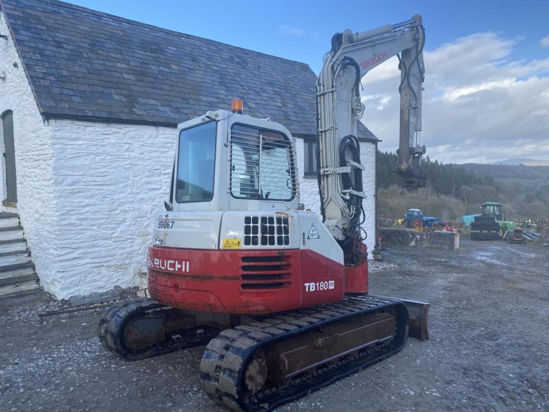 2009 TAKEUCHI TB180 FR 3 BUCKETS 8 TONNE - Image 11 of 11