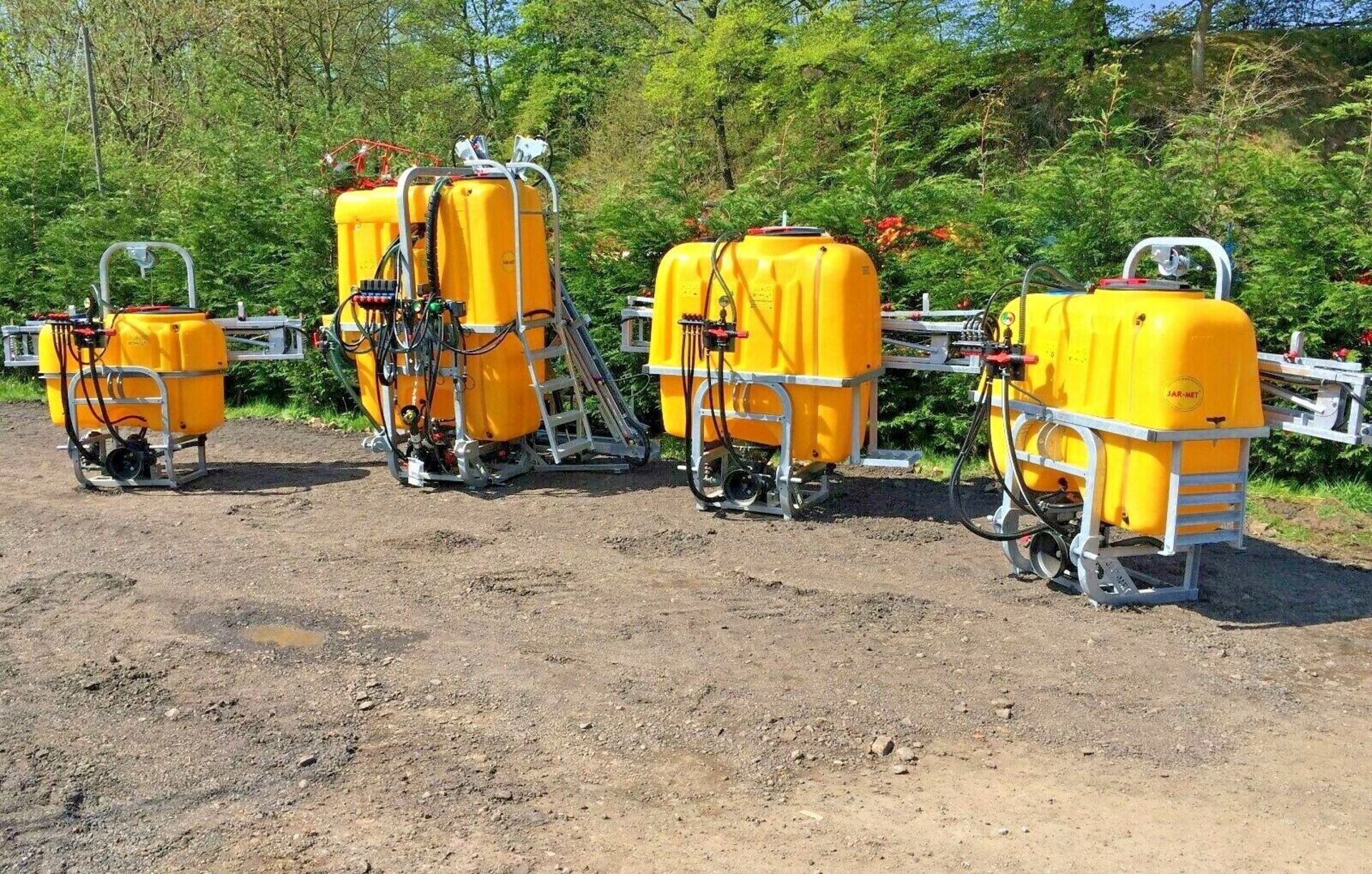 PRECISION IN SPRAYING: 2023 JARMET SPRAYERS RANGE 1000L (12M BOOM) - Image 7 of 7