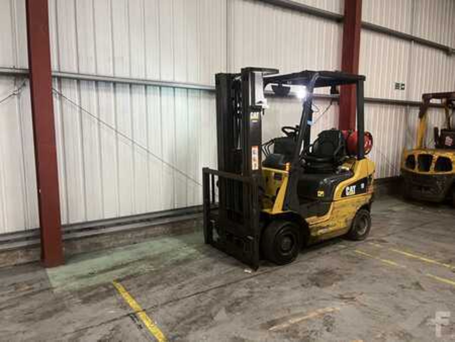 LPG FORKLIFTS CAT LIFT TRUCKS GP18NT - Image 2 of 5