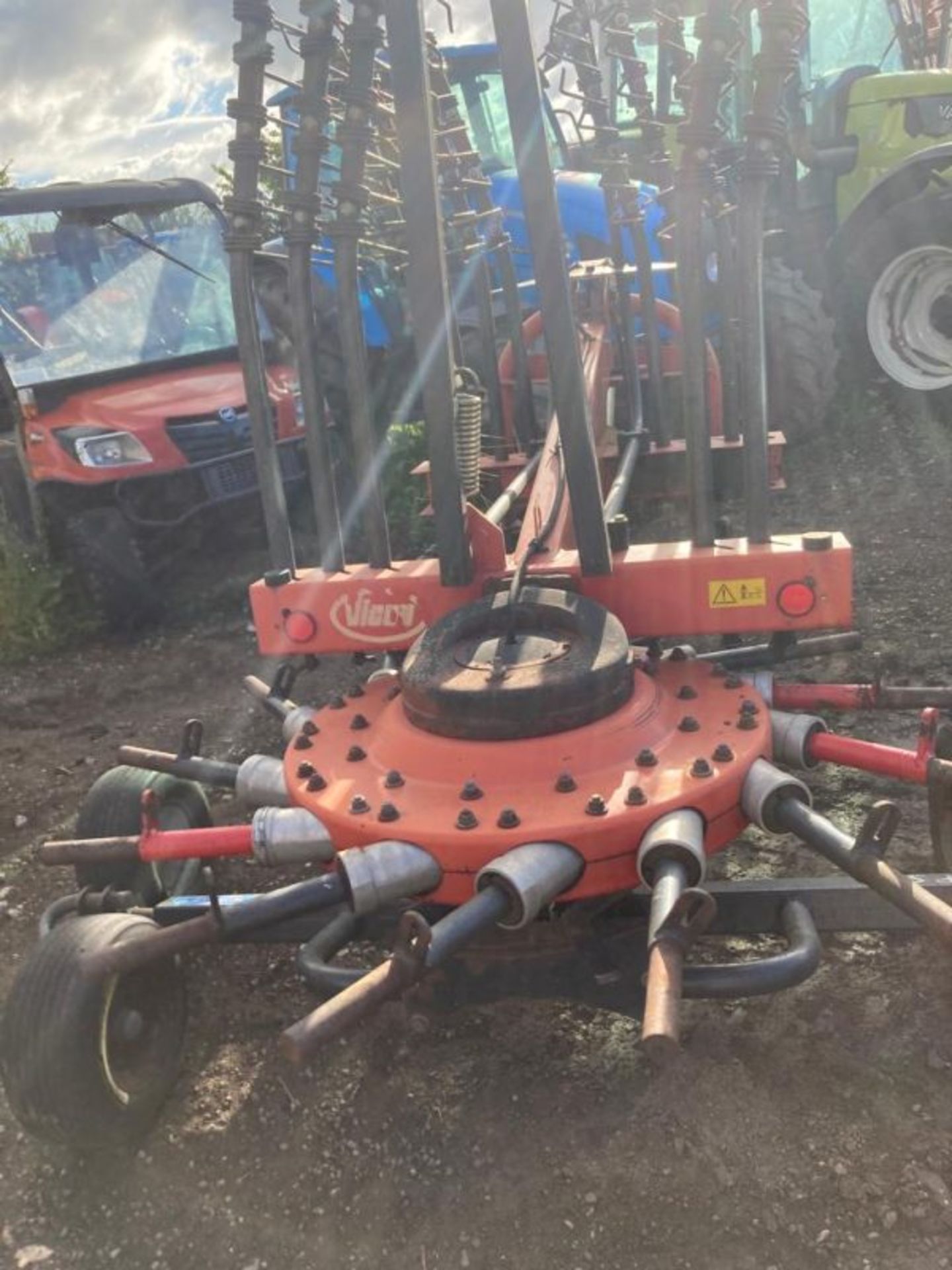 VICON ANDEX 463 SINGLE ROTOR RAKE - Image 3 of 10