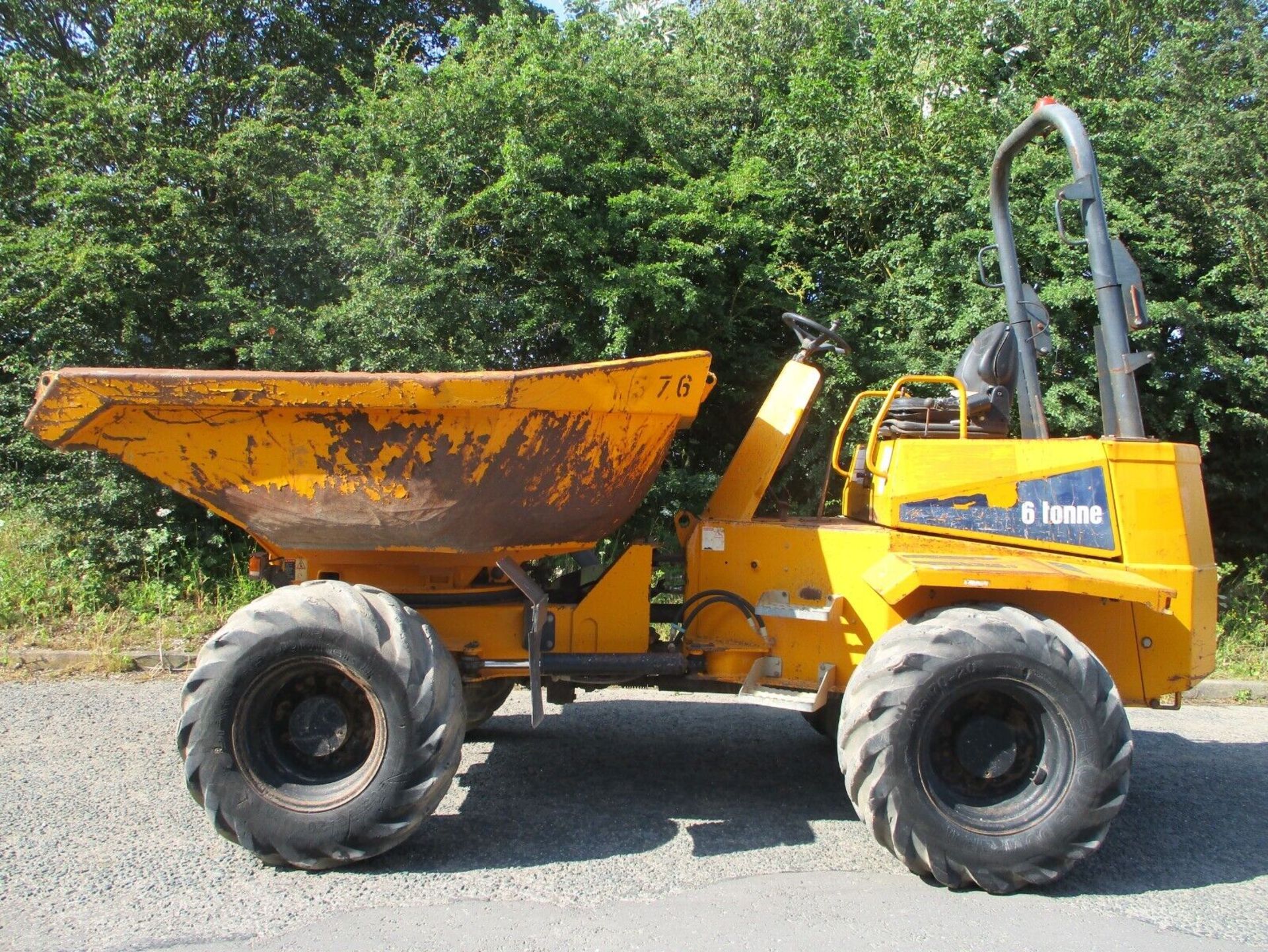 2012 THWAITES 6-TON DUMPER: THE SWIVEL SKIP SPECIALIST - Image 2 of 13