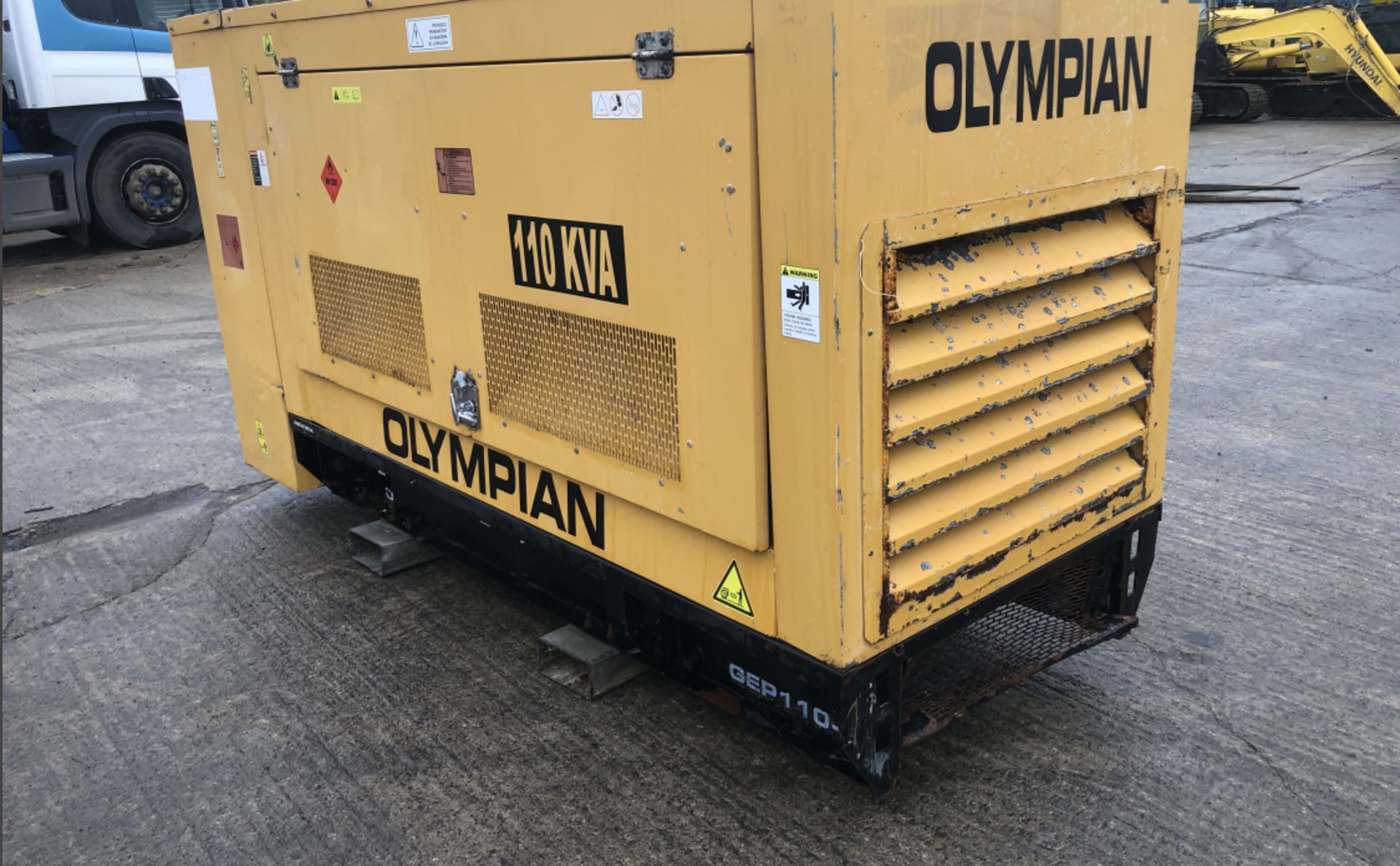 CAT OLYMPIAN 100 KVA SUPER SILENT GENERATOR - Image 3 of 9