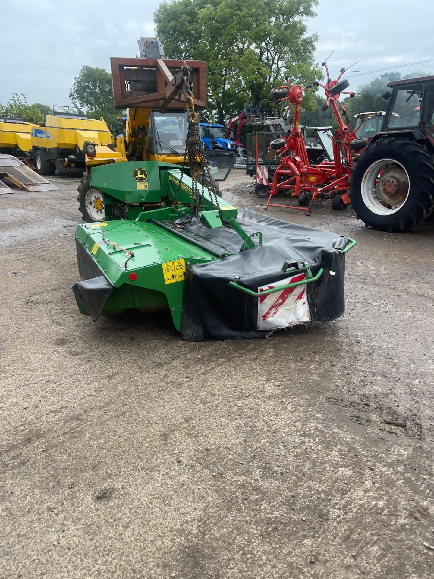 JOHN DEERE 324A MOWER CONDITIONER